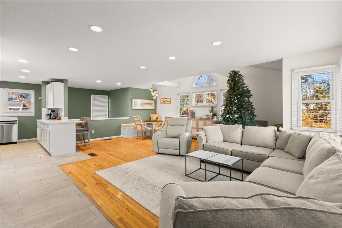 501 Auburn St Unit 201, Whitman, MA 02382 - Image 5