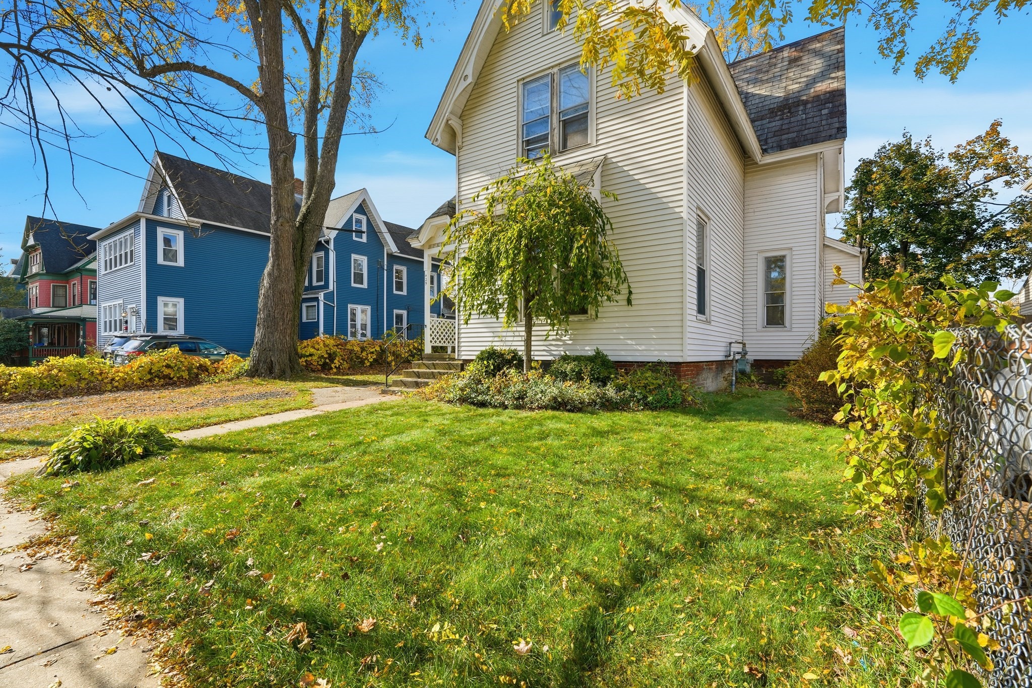 429 Pleasant St, Holyoke, MA 01040 - Image 3