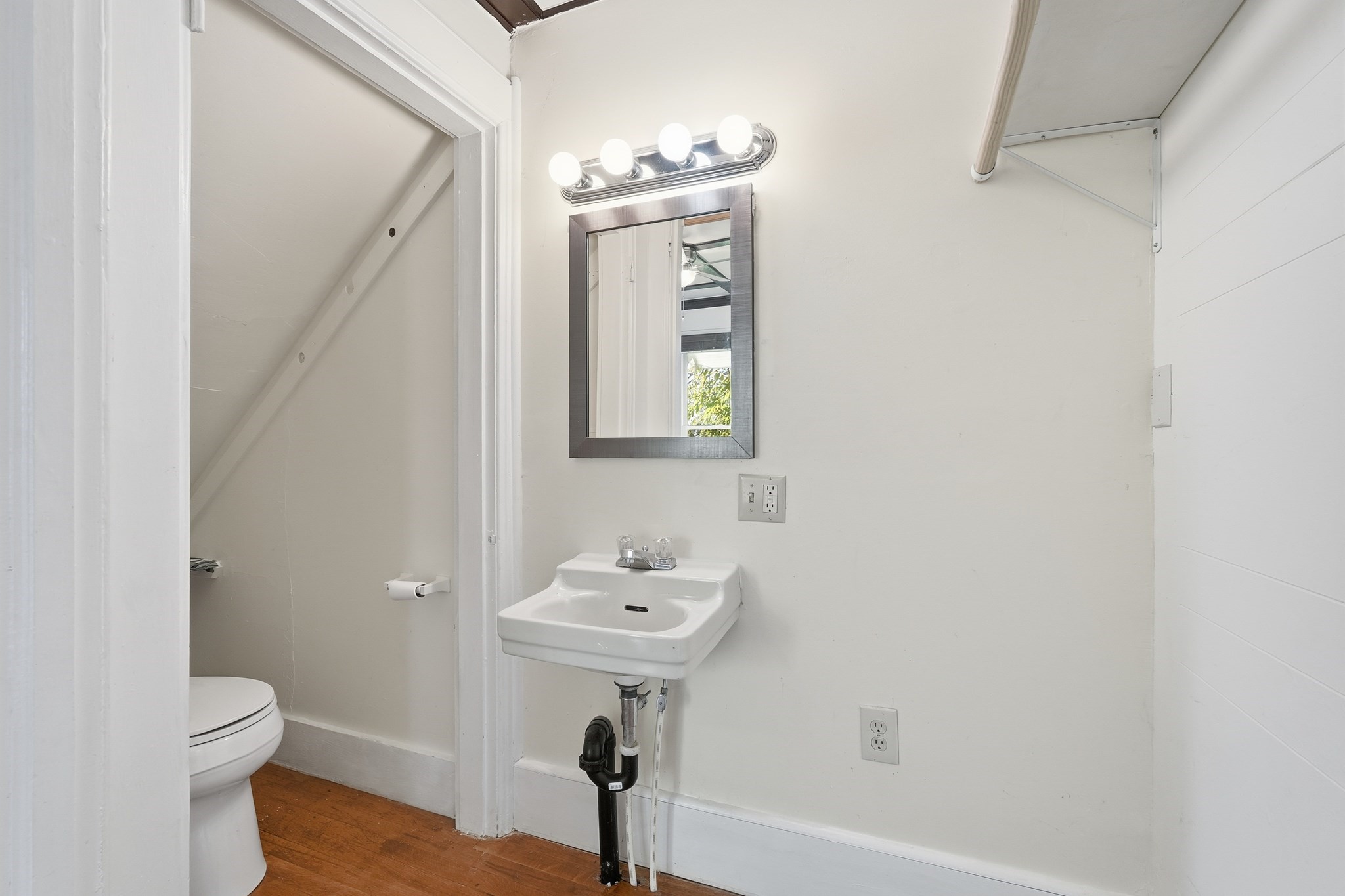 429 Pleasant St, Holyoke, MA 01040 - Image 9