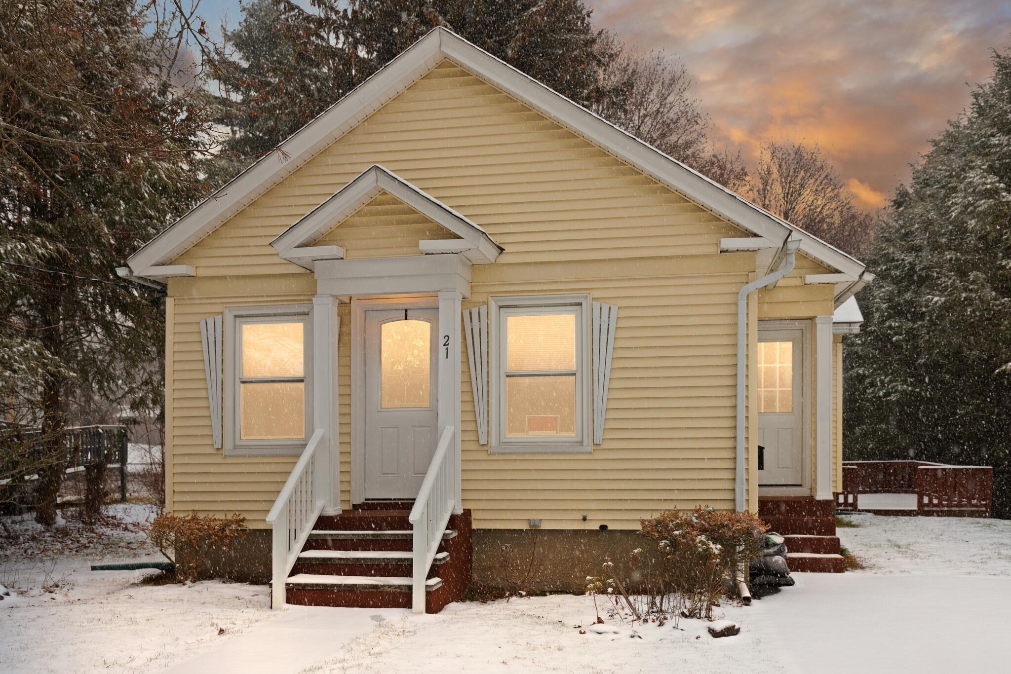 21 Healy Rd, Worcester, MA 01603 - Image 2