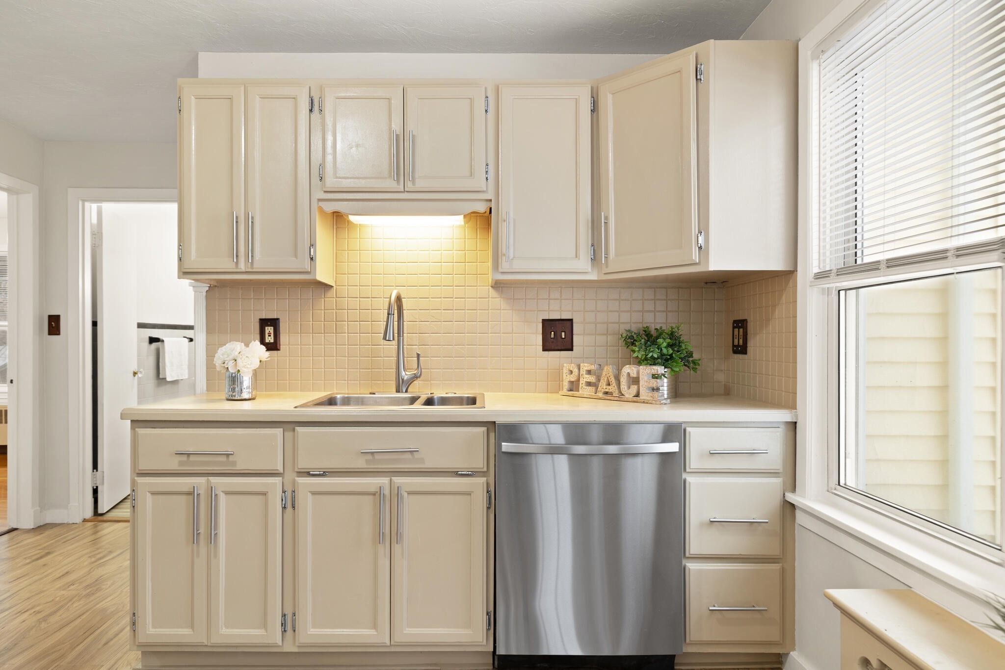 21 Healy Rd, Worcester, MA 01603 - Image 12