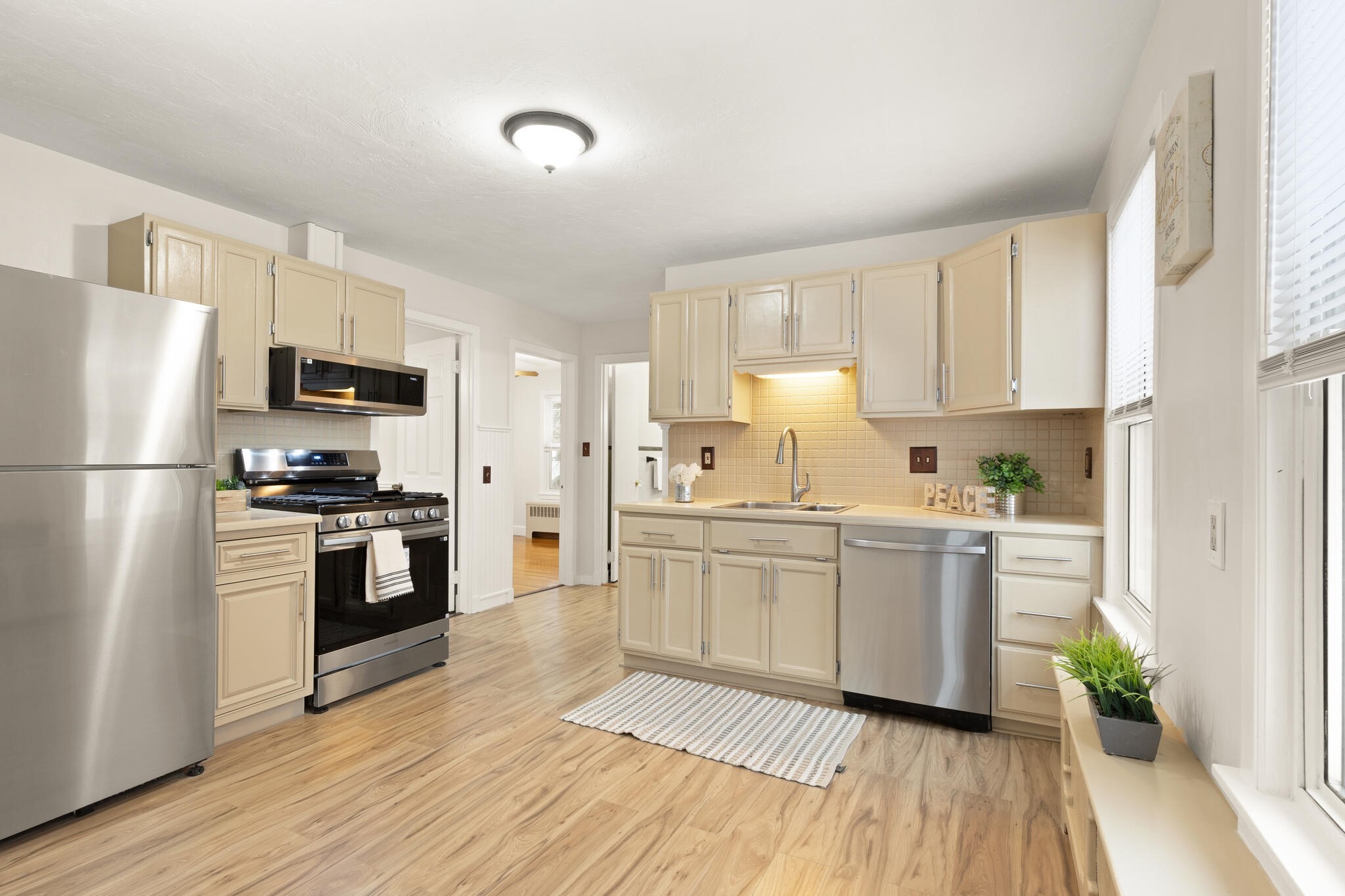 21 Healy Rd, Worcester, MA 01603 - Image 15