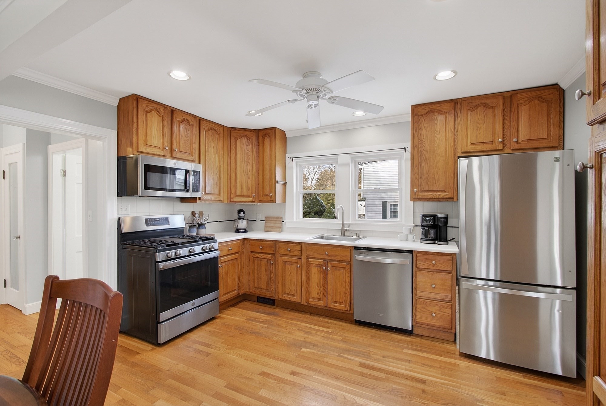 9 Violet Rd, Peabody, MA 01960 - Image 2