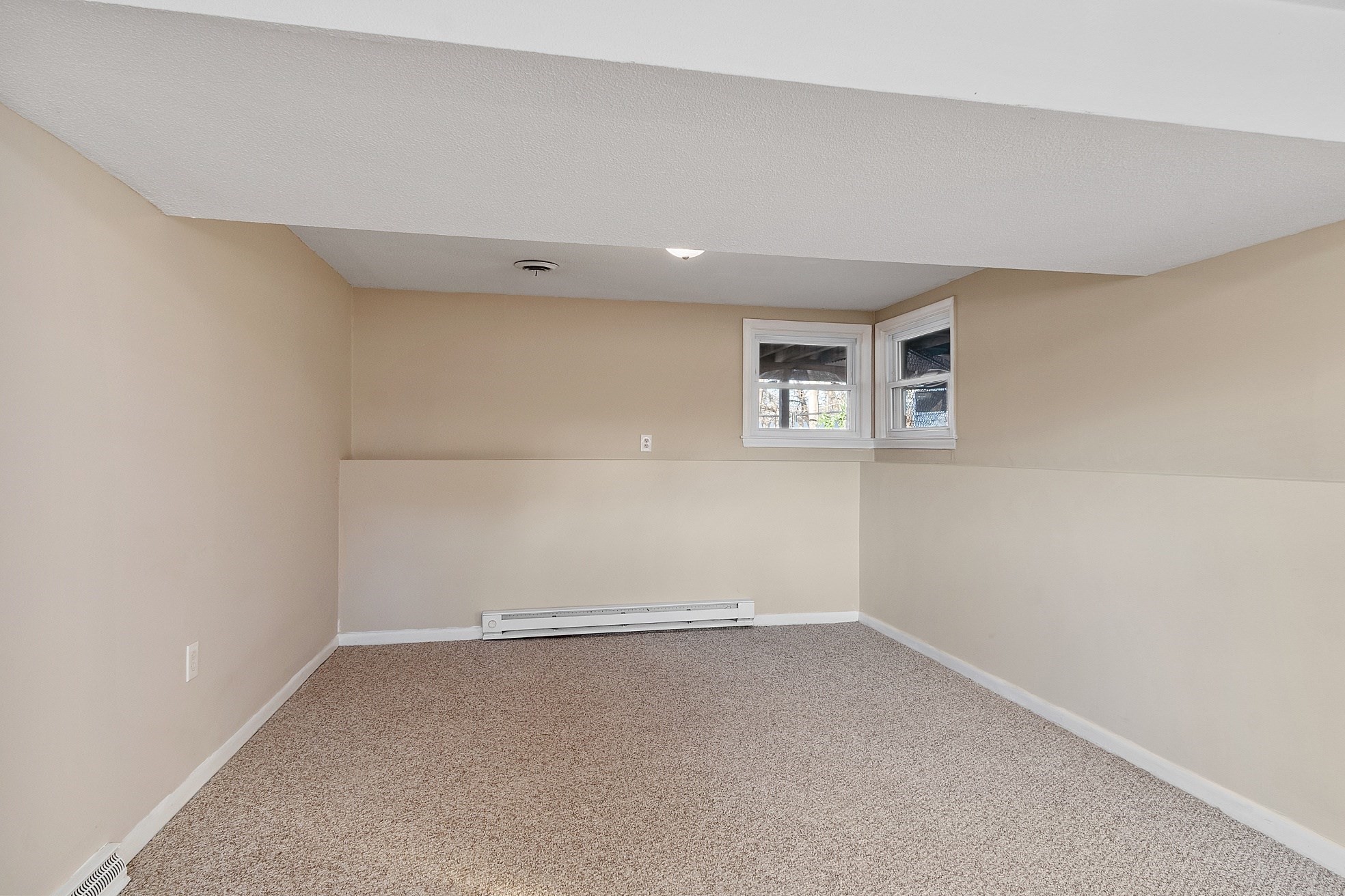 470 Trull Rd, Tewksbury, MA 01876 - Image 19