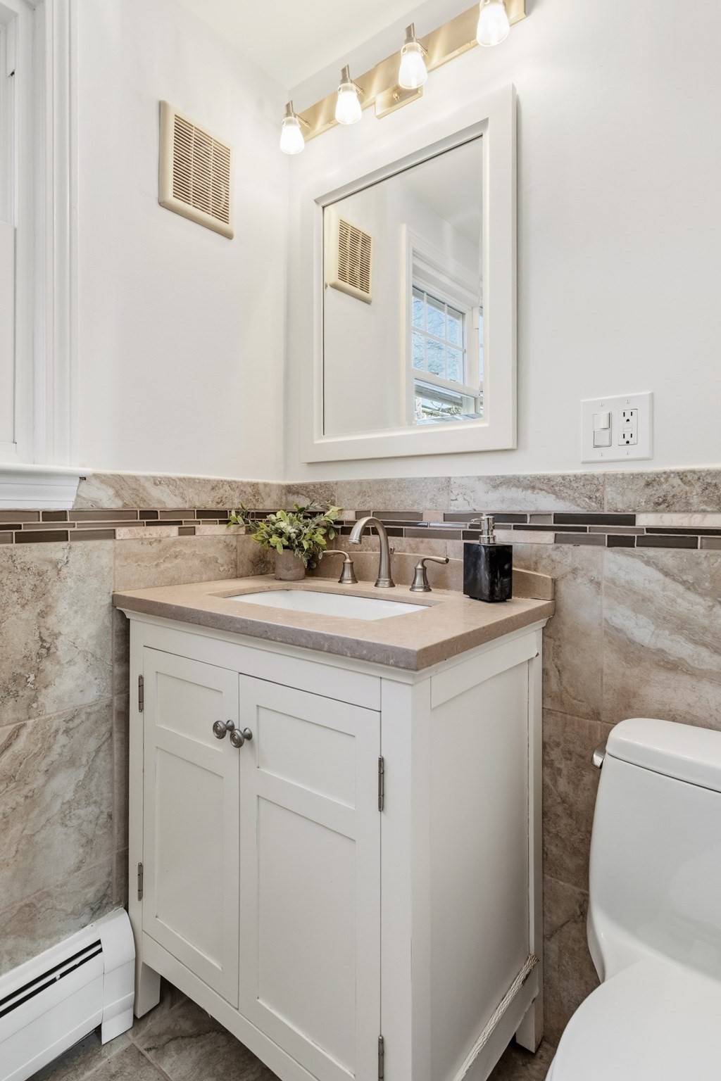 29 Susan Dr, Saugus, MA 01906 - Image 20