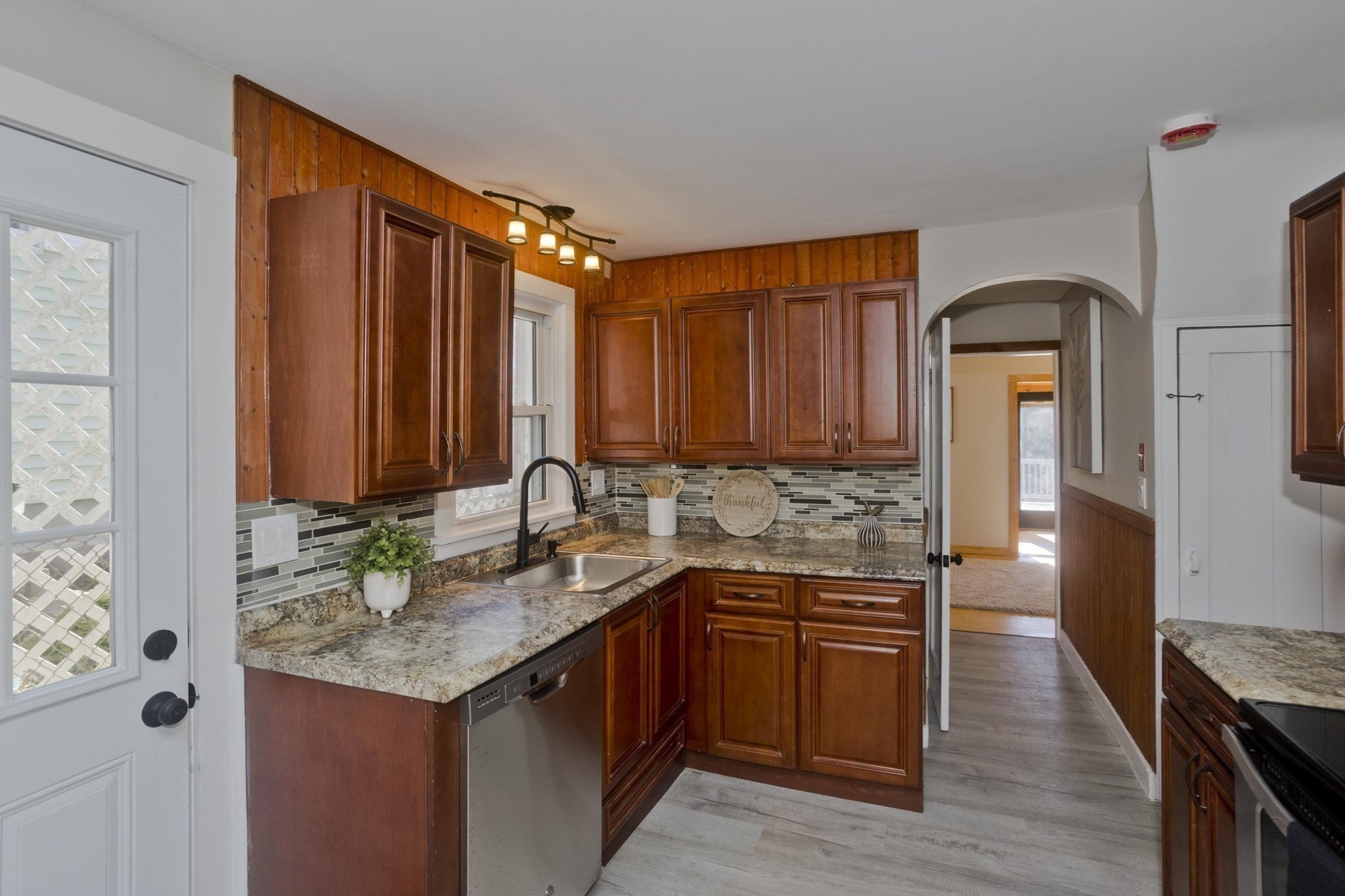 8 Summit Dr, Palmer, MA 01069 - Image 5