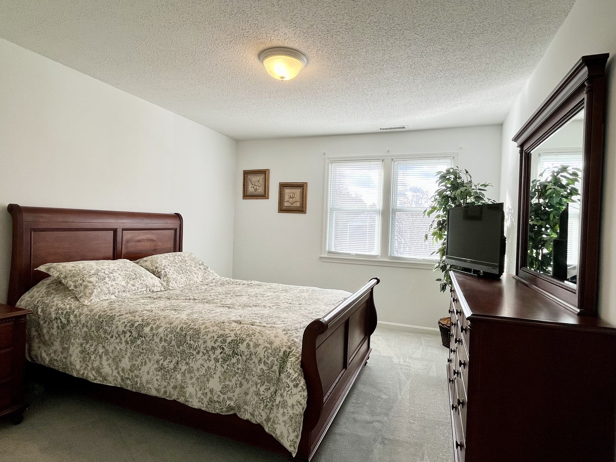 74 Tennis Plaza Rd Unit 34, Dracut, MA 01826 - Image 10