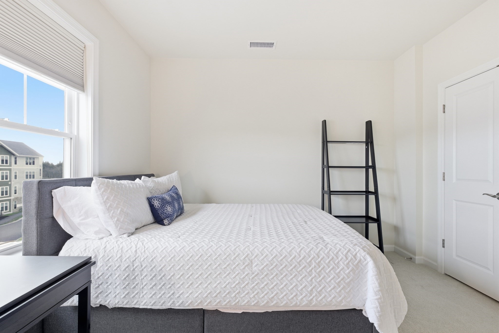 401 Emery Ln Unit 304, Sudbury, MA 01776 - Image 15