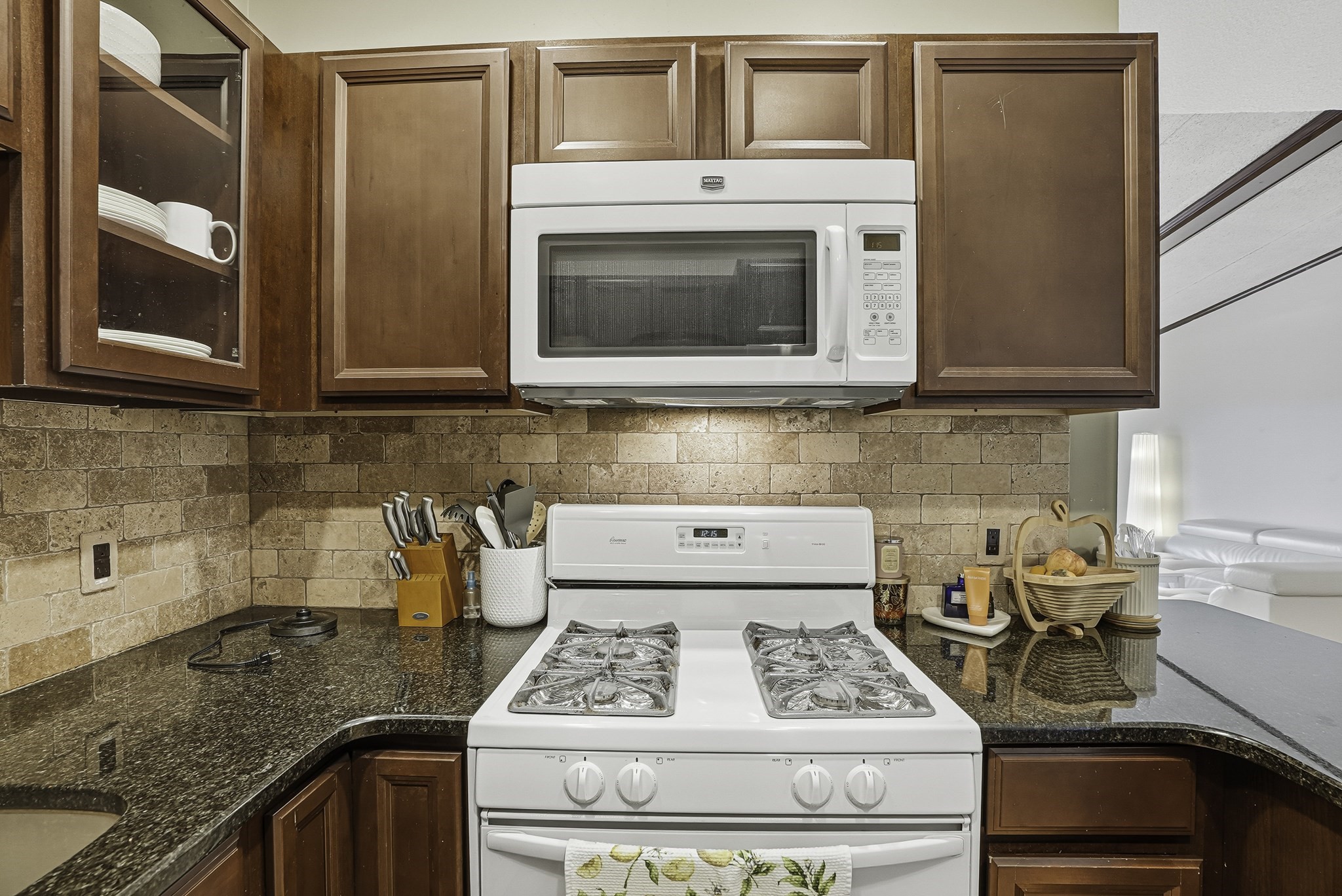 57 Broadlawn Park Unit 4B, West Roxbury, Boston, MA 02467 - Image 11