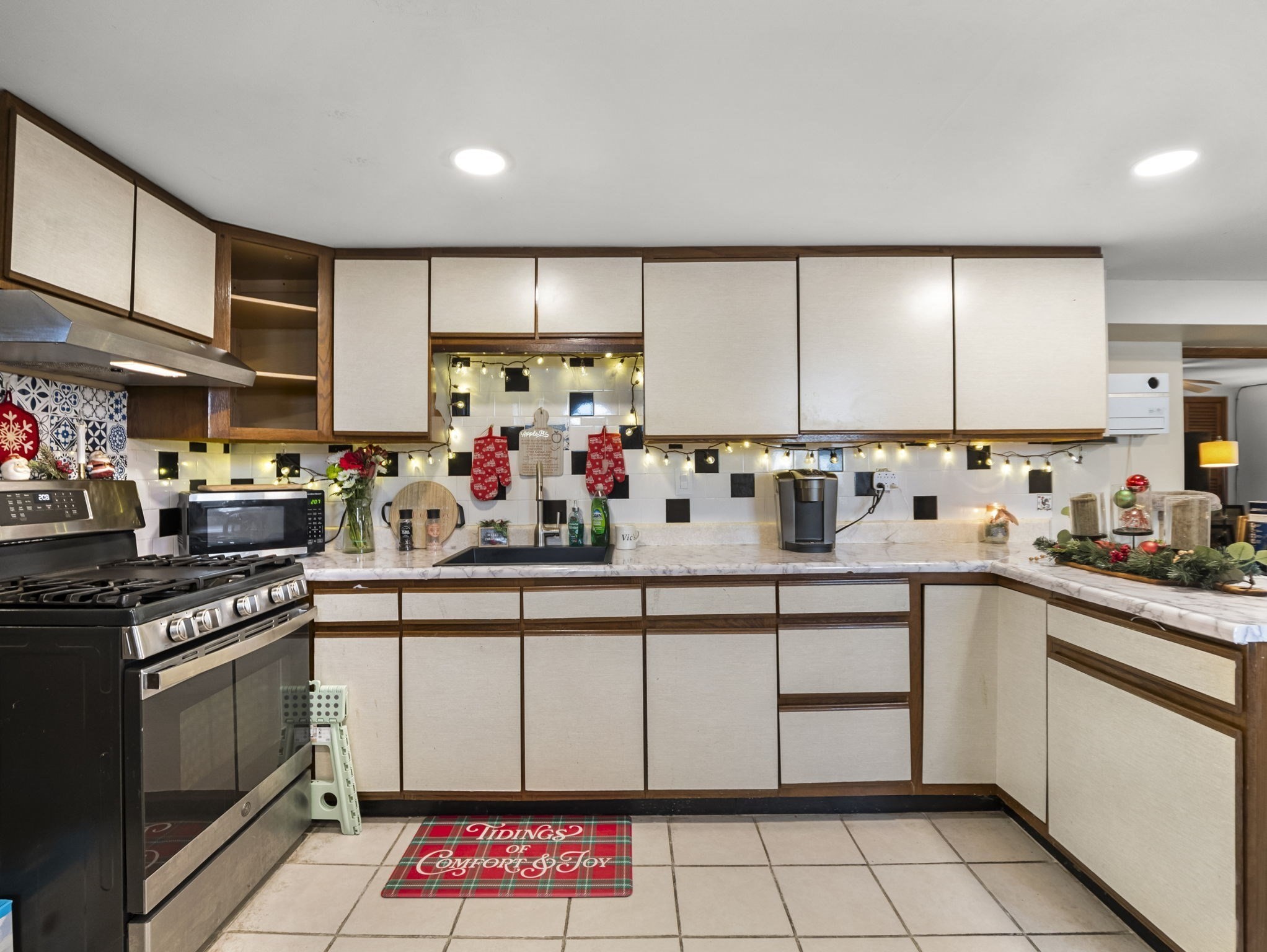 107 7th Ave, Lowell, MA 01854 - Image 25