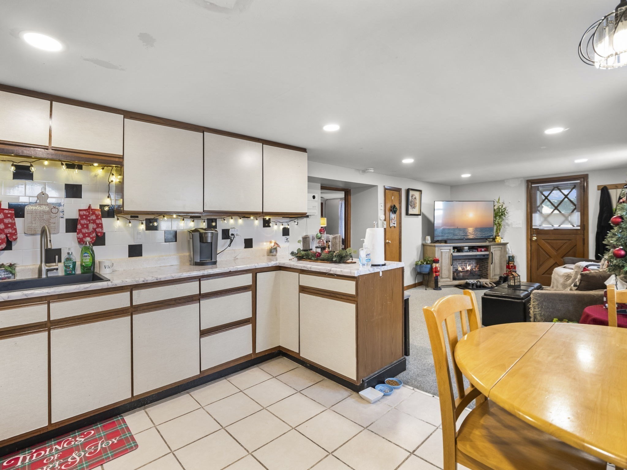 107 7th Ave, Lowell, MA 01854 - Image 26