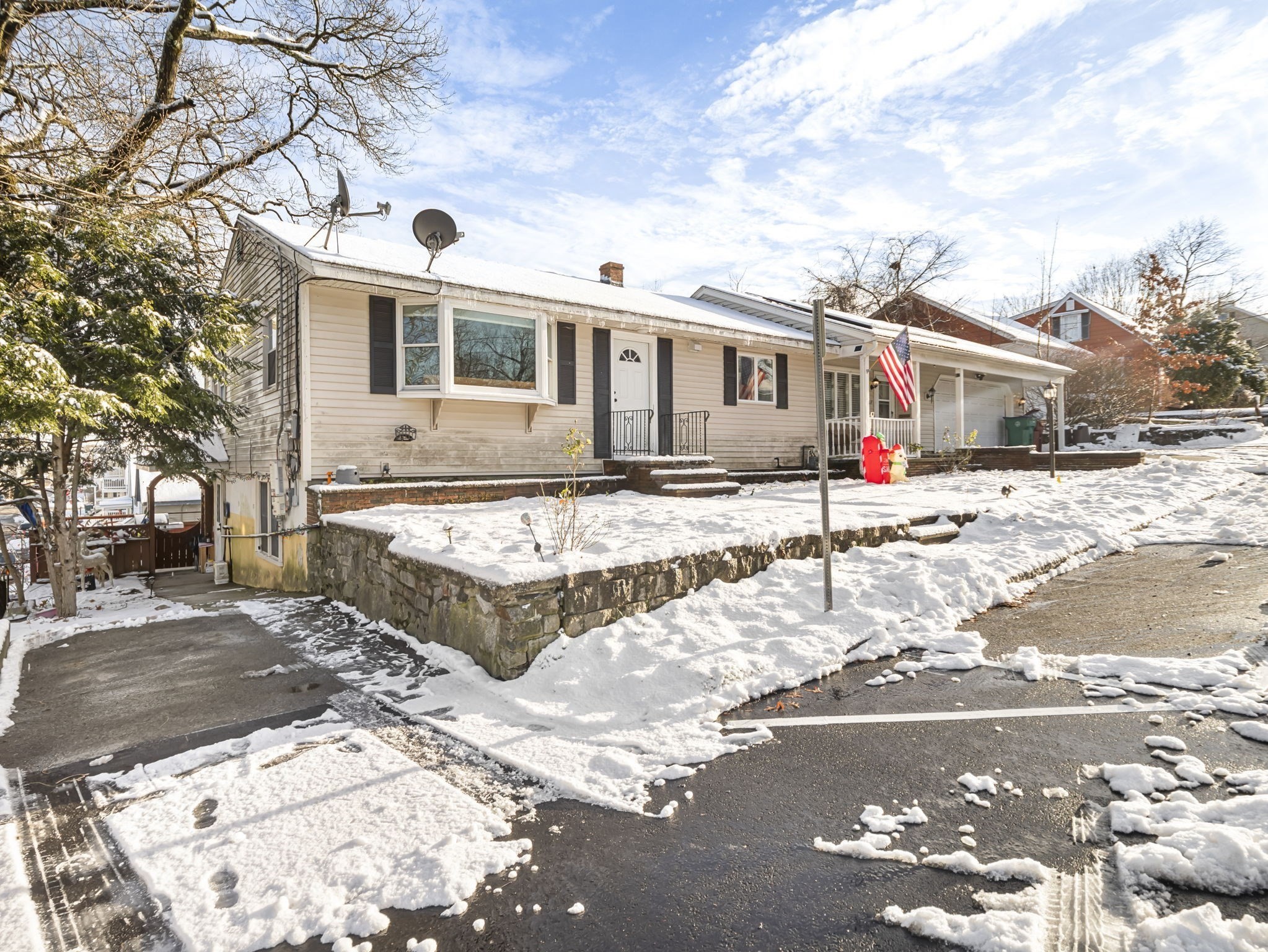 107 7th Ave, Lowell, MA 01854 - Image 36