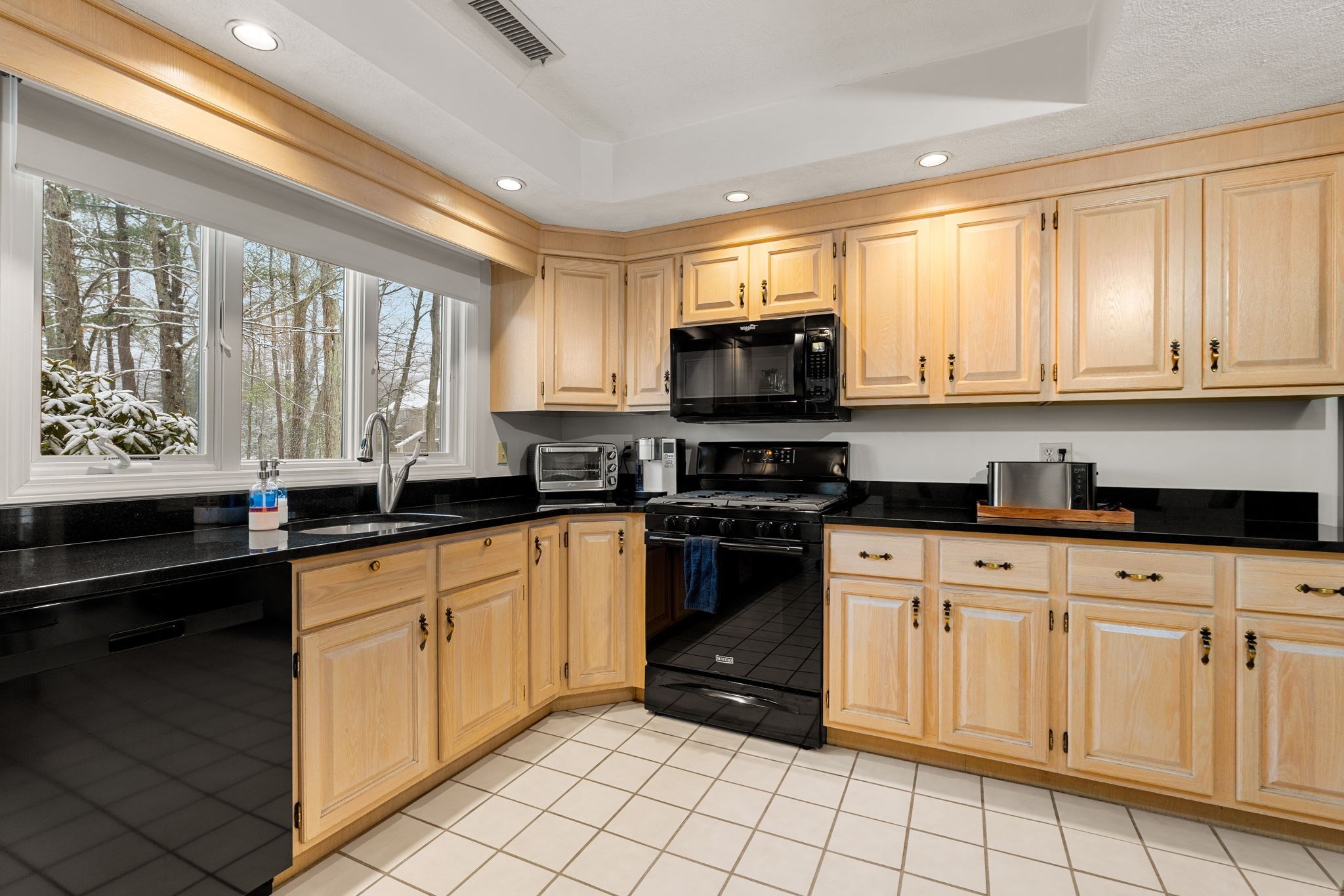 113 Brickett Hill Circle Unit 113, Haverhill, MA 01830 - Image 20