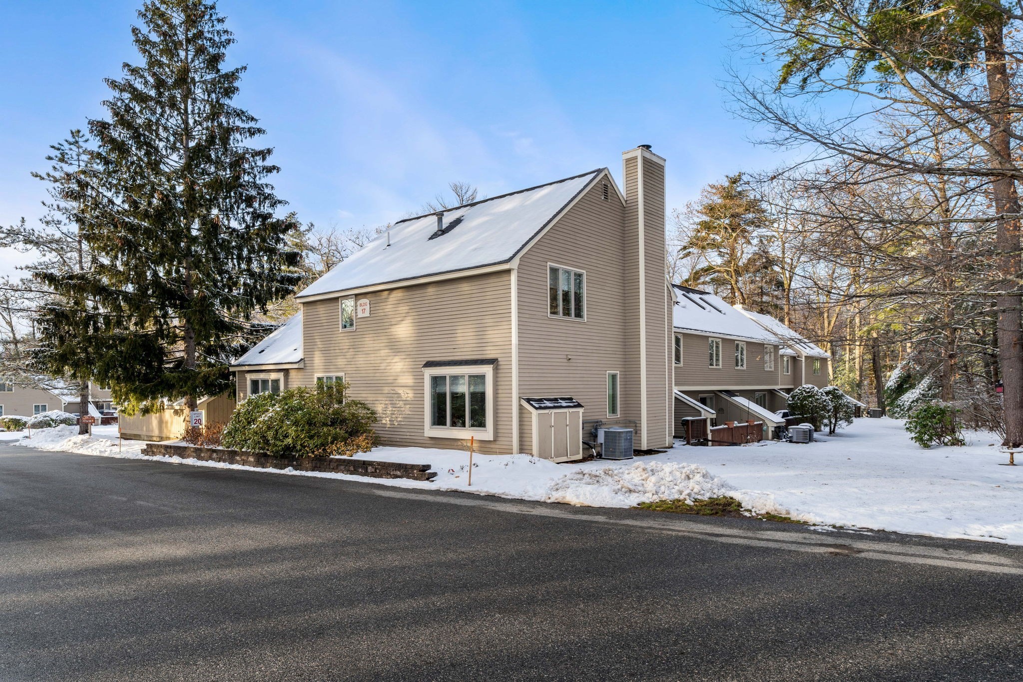 113 Brickett Hill Circle Unit 113, Haverhill, MA 01830 - Image 4