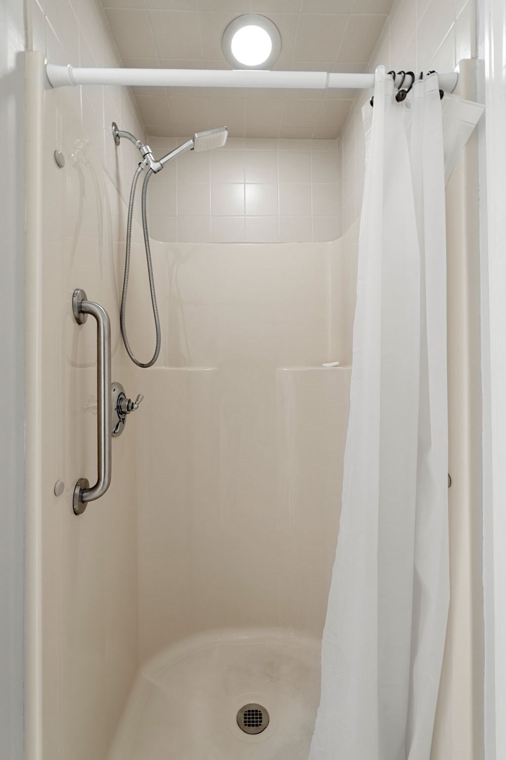 113 Brickett Hill Circle Unit 113, Haverhill, MA 01830 - Image 32