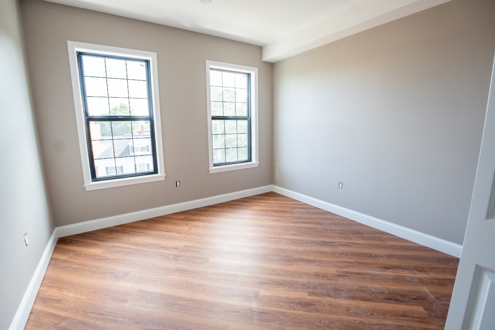 13 Nahant Street Unit 2D, Lynn, MA 01902 - Image 4