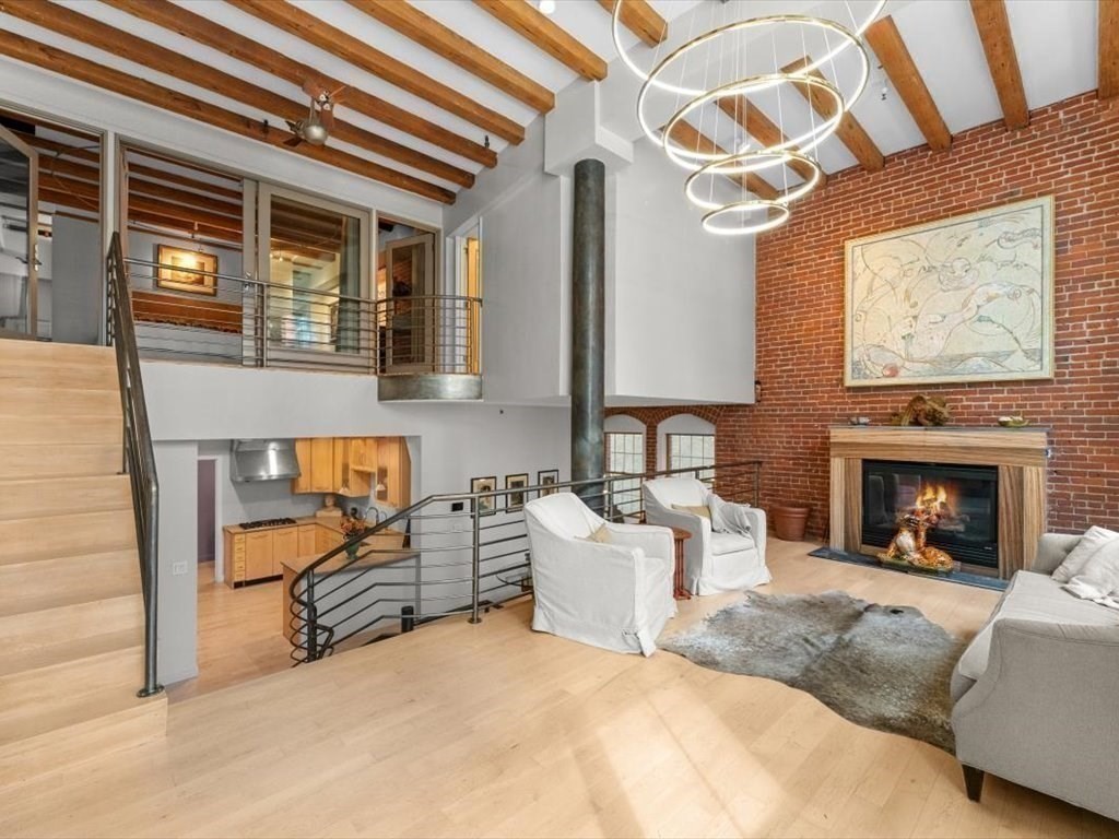 8 Newcomb St Unit 4, Roxbury, Boston, MA 02118