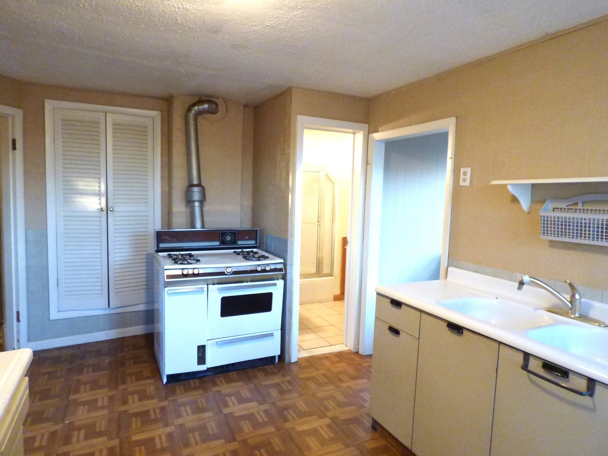 298 Main St, Springfield, MA 01151 - Image 30