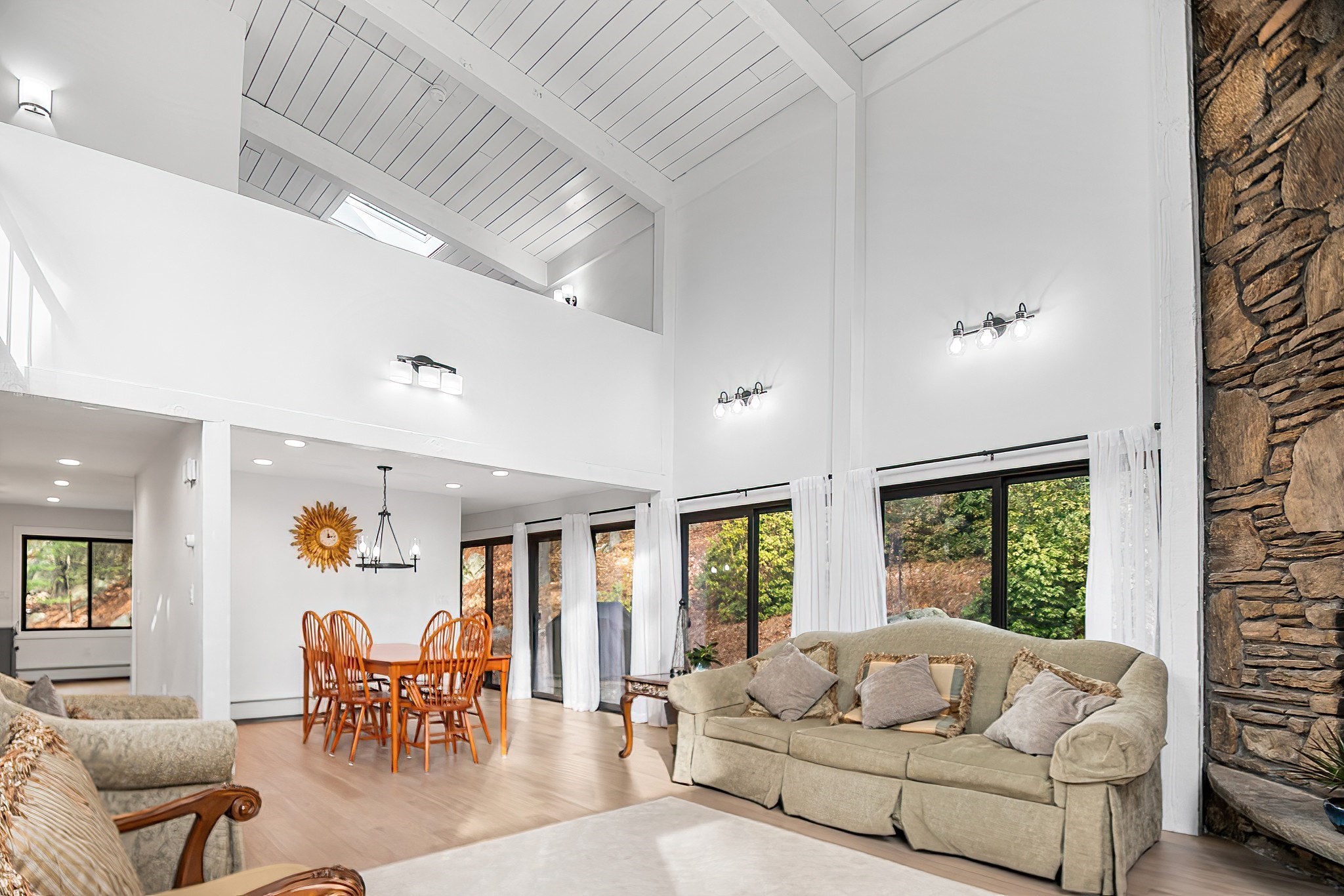 244 Moulton Dr, Lynnfield, MA 01940 - Image 3