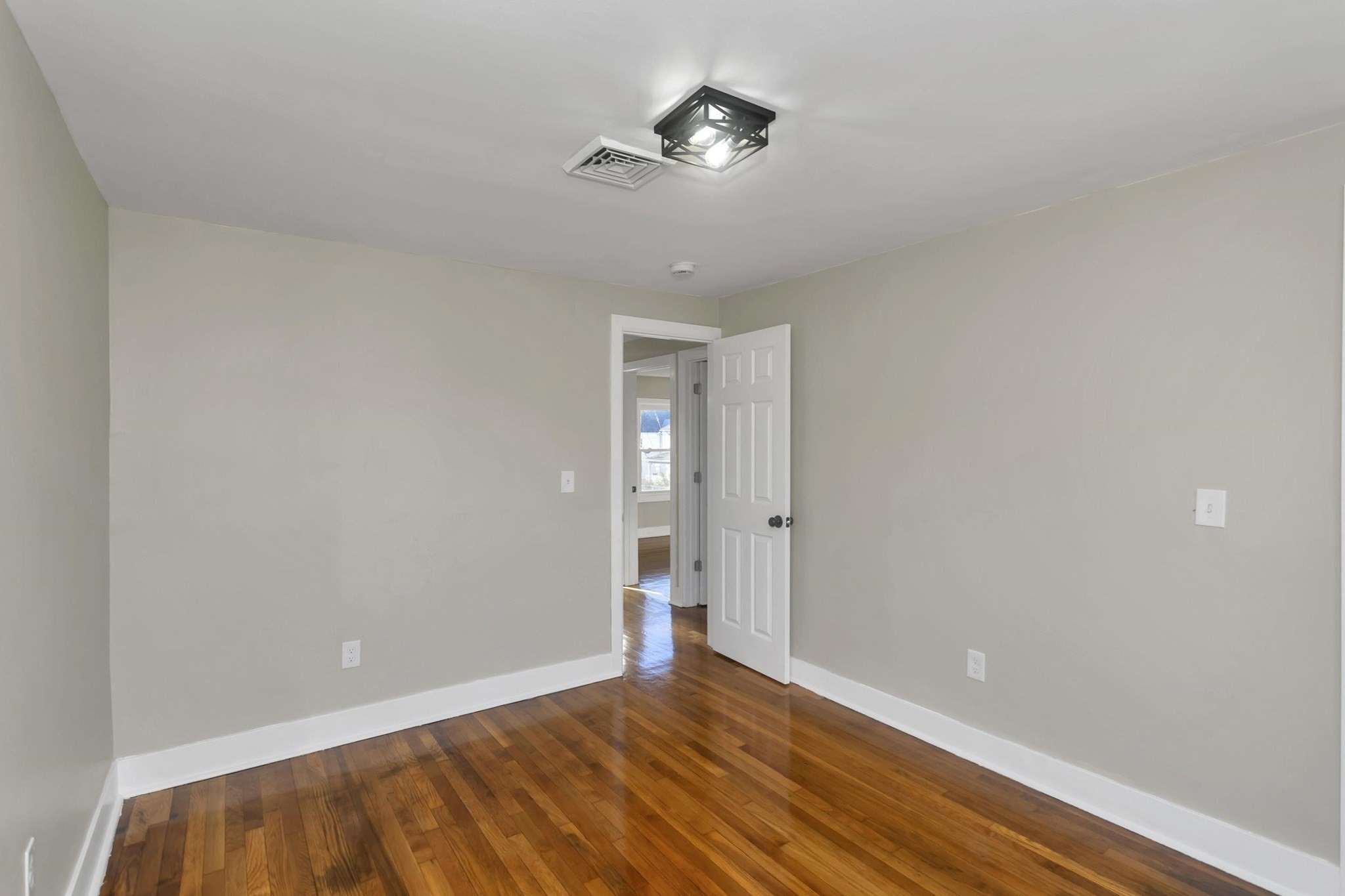 3 Norfolk St, Springfield, MA 01109 - Image 37