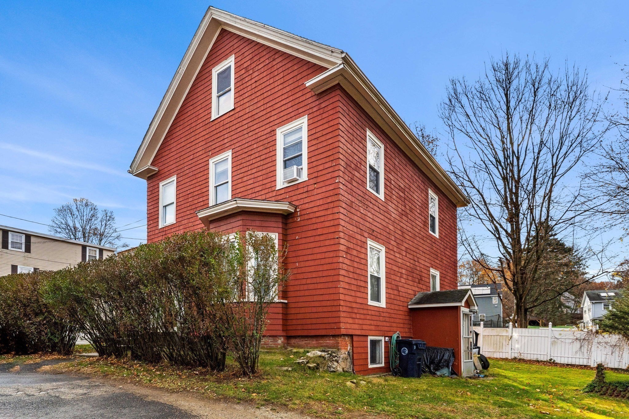 32 Kirby St, Marlborough, MA 01752 - Image 2