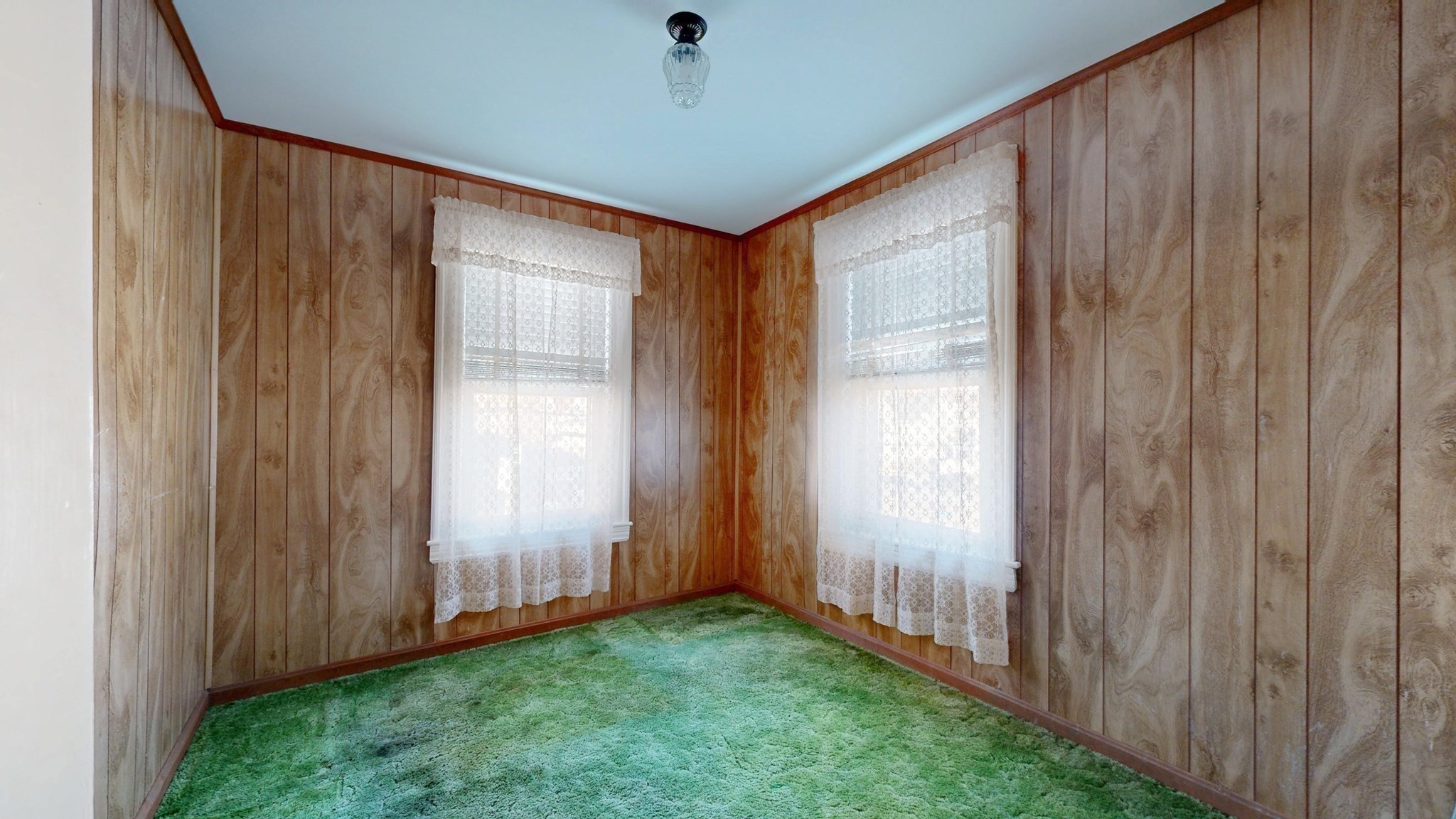 246 Shaw St, Lowell, MA 01851 - Image 28