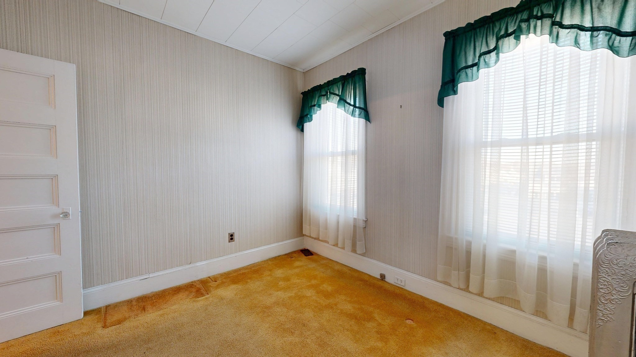 246 Shaw St, Lowell, MA 01851 - Image 31