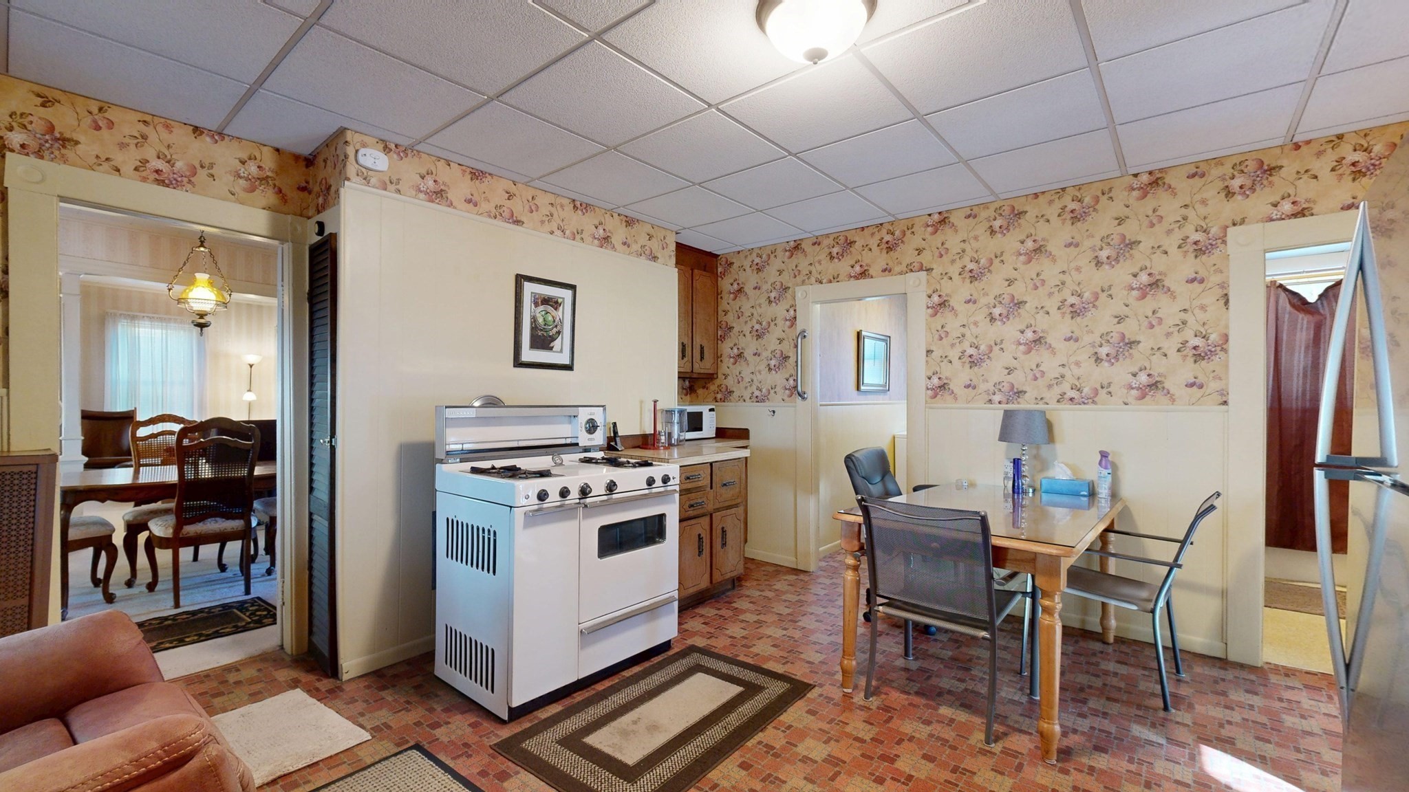 246 Shaw St, Lowell, MA 01851 - Image 9