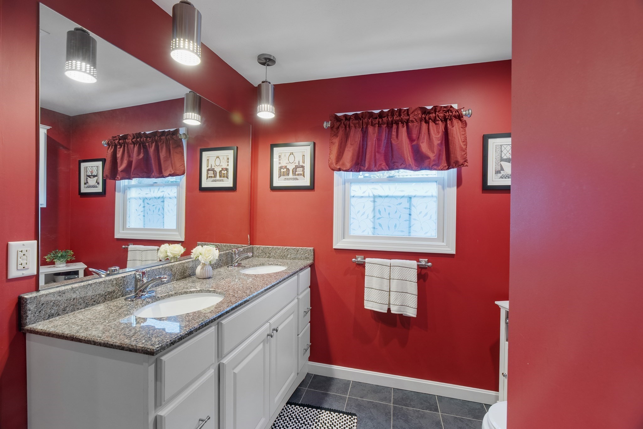 54 Lakeview Ave, Tewksbury, MA 01876 - Image 15