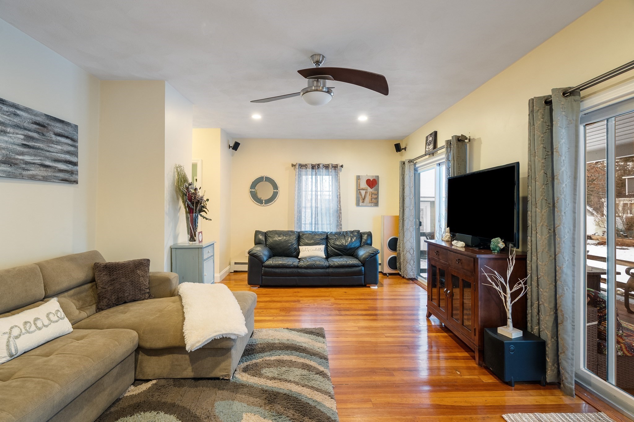 54 Lakeview Ave, Tewksbury, MA 01876 - Image 4