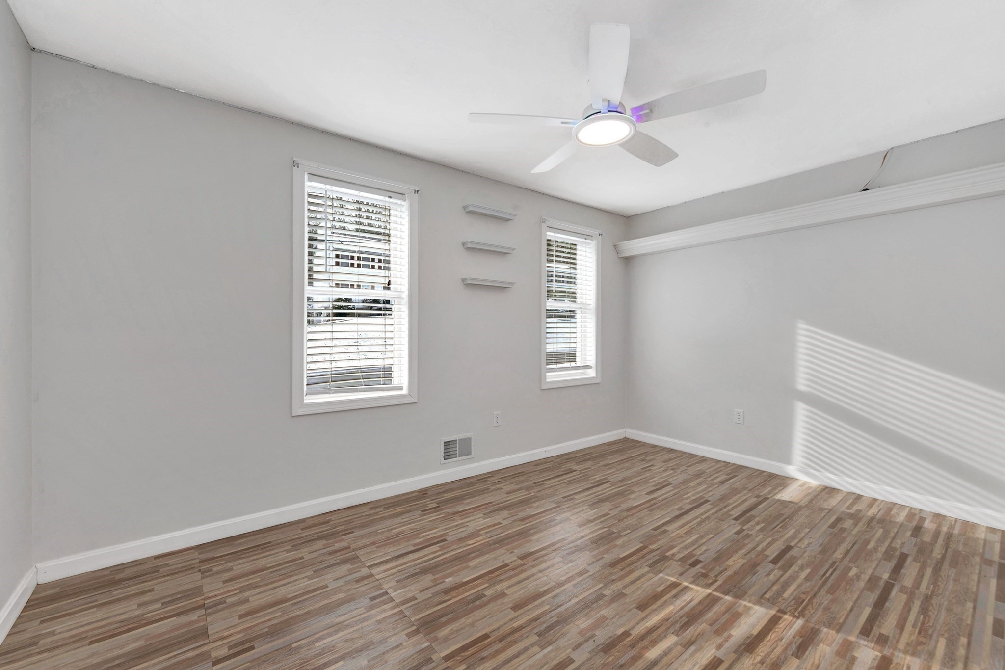173 Brook St, Dracut, MA 01826 - Image 20