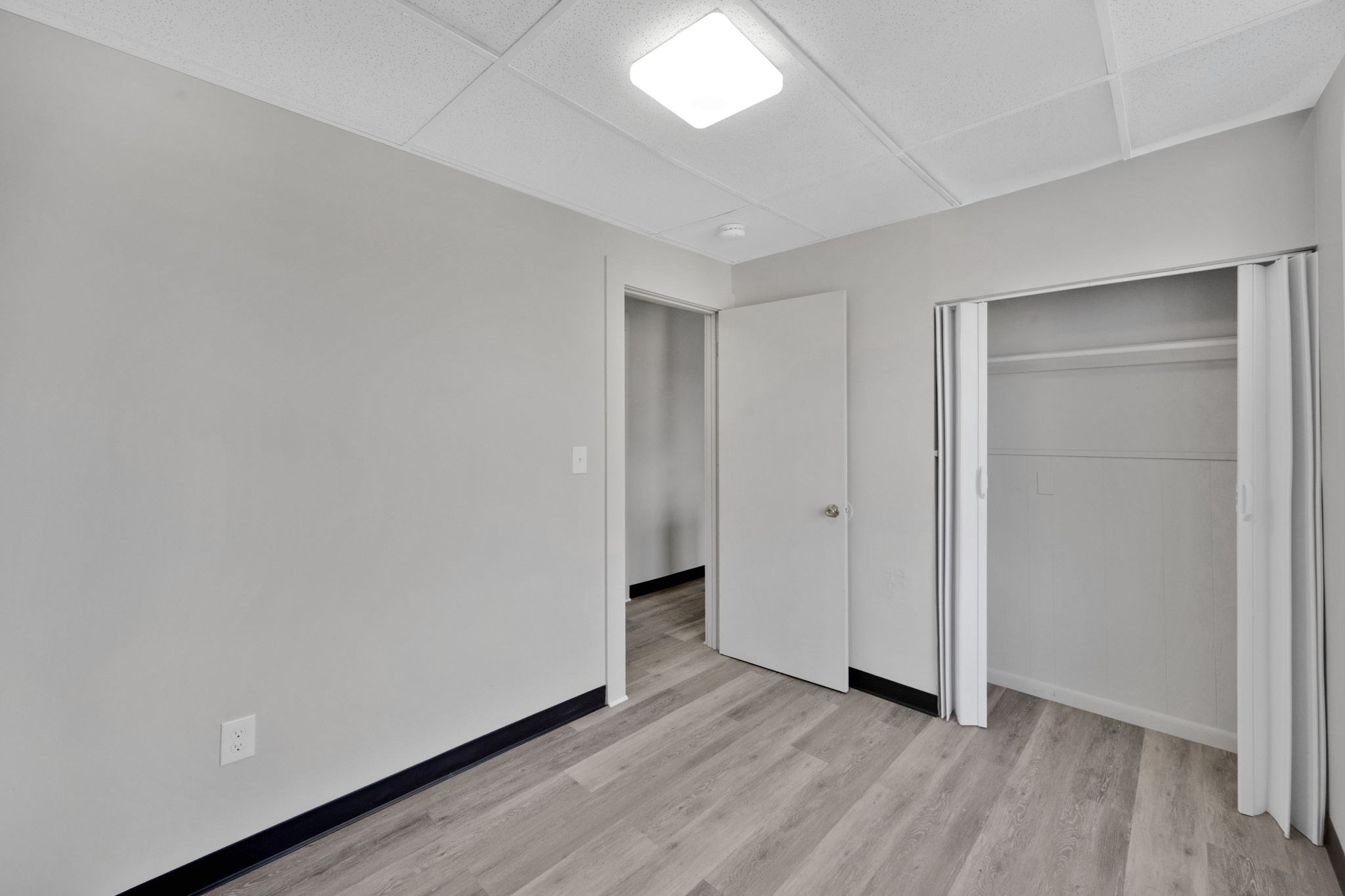 192 White St, Springfield, MA 01108 - Image 13