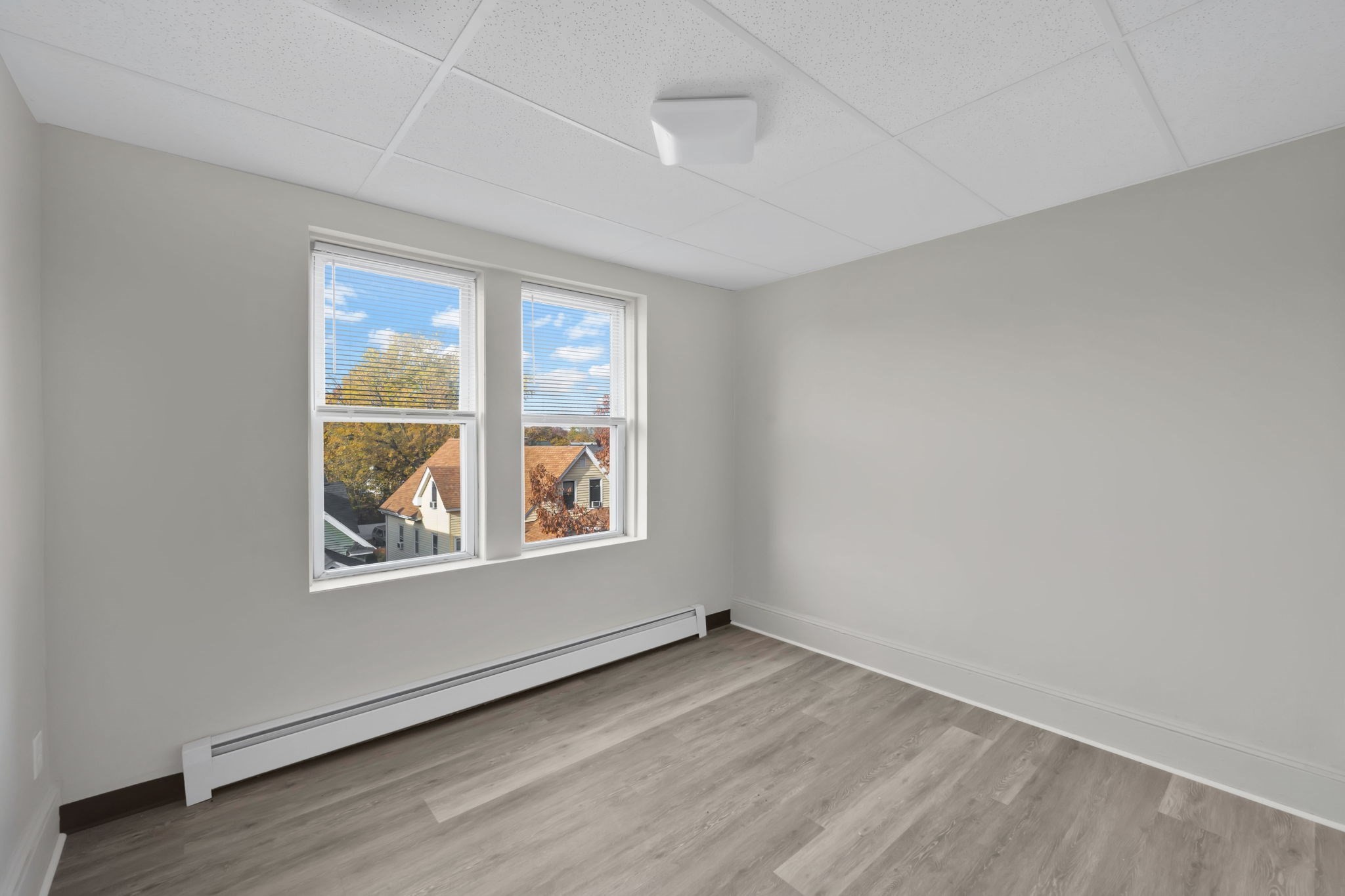 192 White St, Springfield, MA 01108 - Image 15