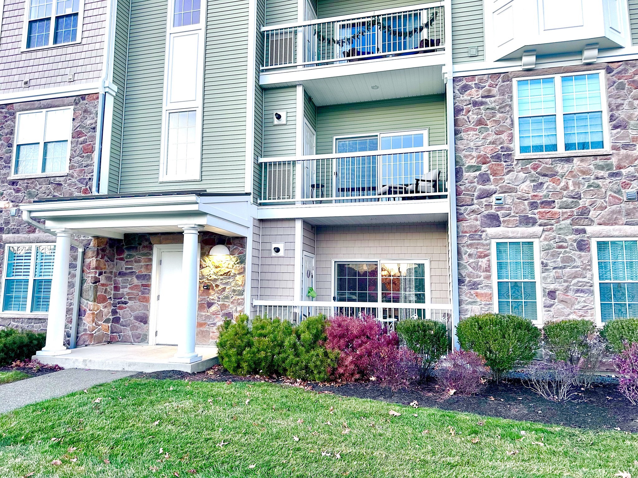 200 Martins Lndg Unit 102, North Reading, MA 01864