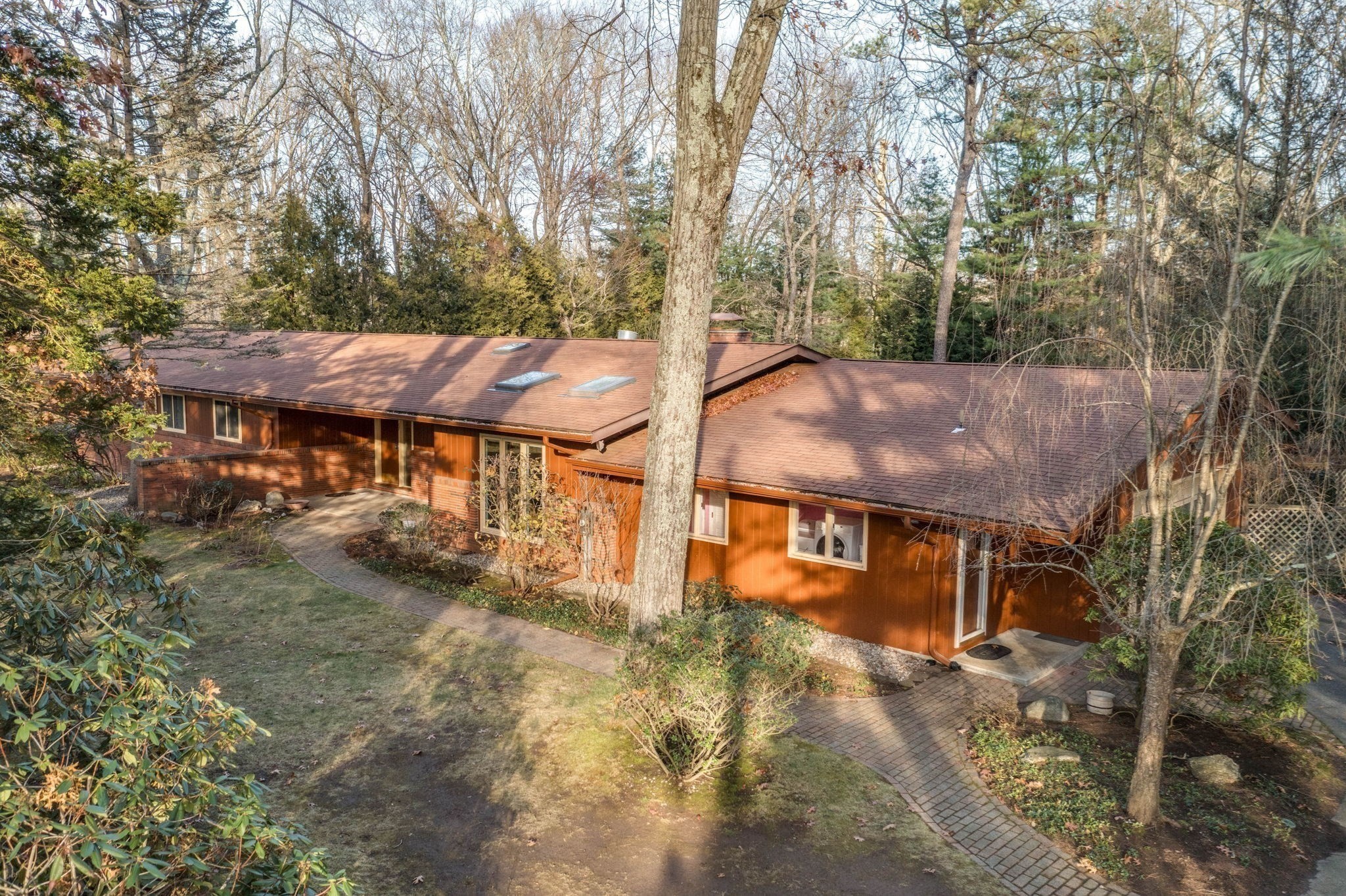 67 Shady Side Dr, Longmeadow, MA 01106