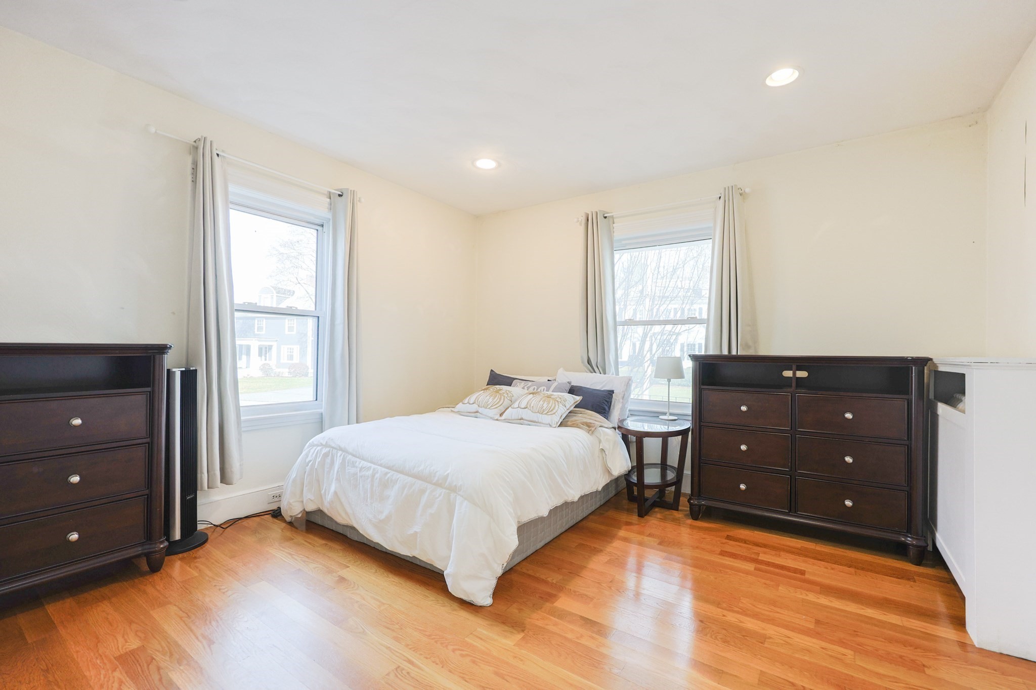 35 Miller Stile Rd, Quincy, MA 02169 - Image 5