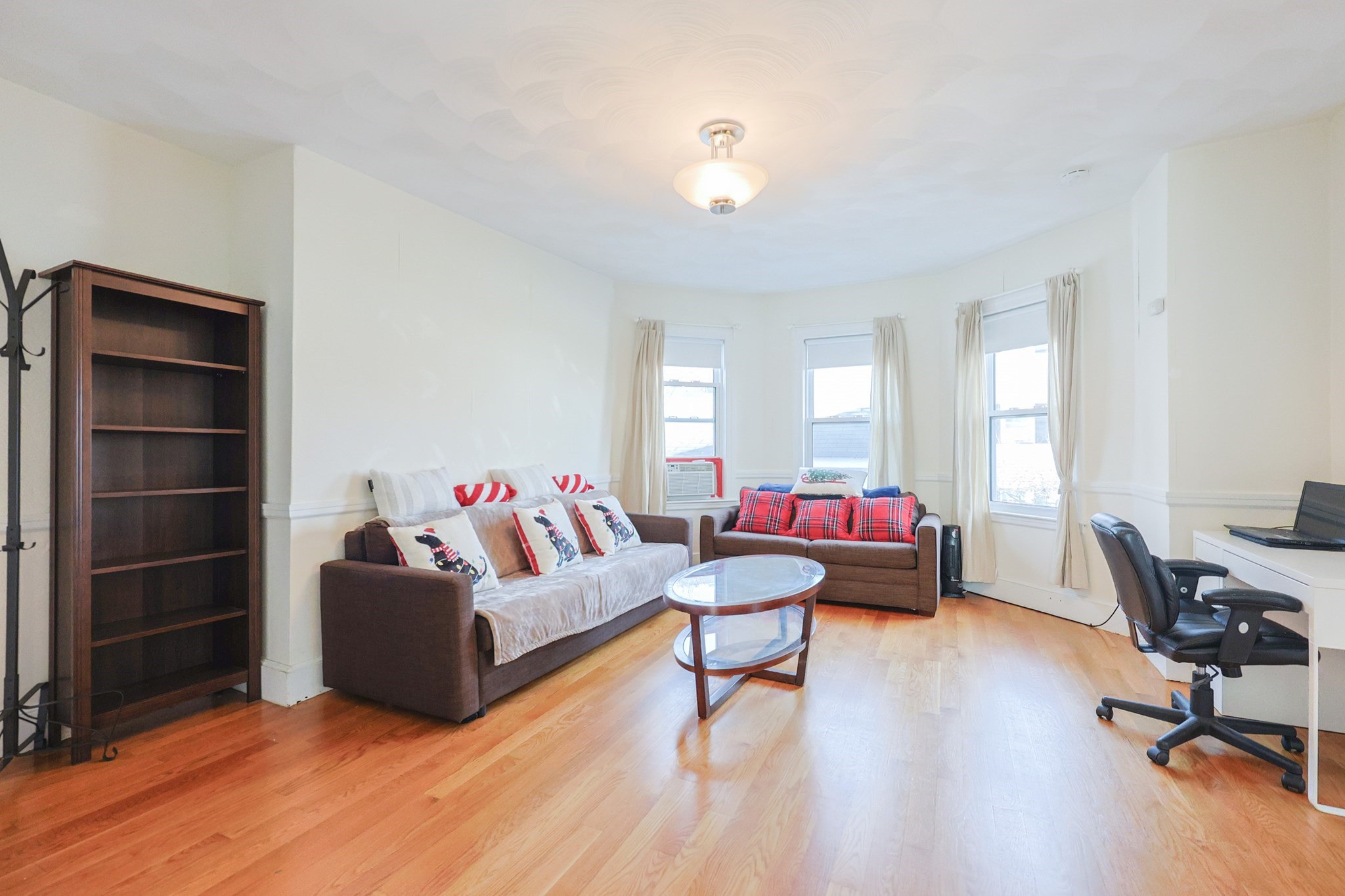 35 Miller Stile Rd, Quincy, MA 02169 - Image 9