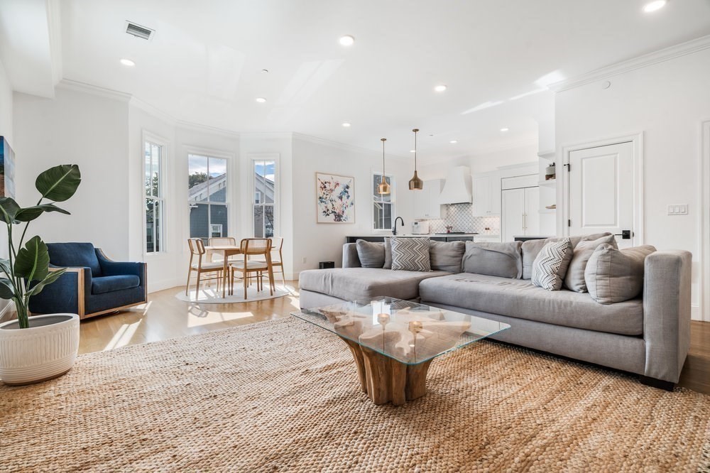 560 E 5th St Unit 2, South Boston, Boston, MA 02127 - Image 1