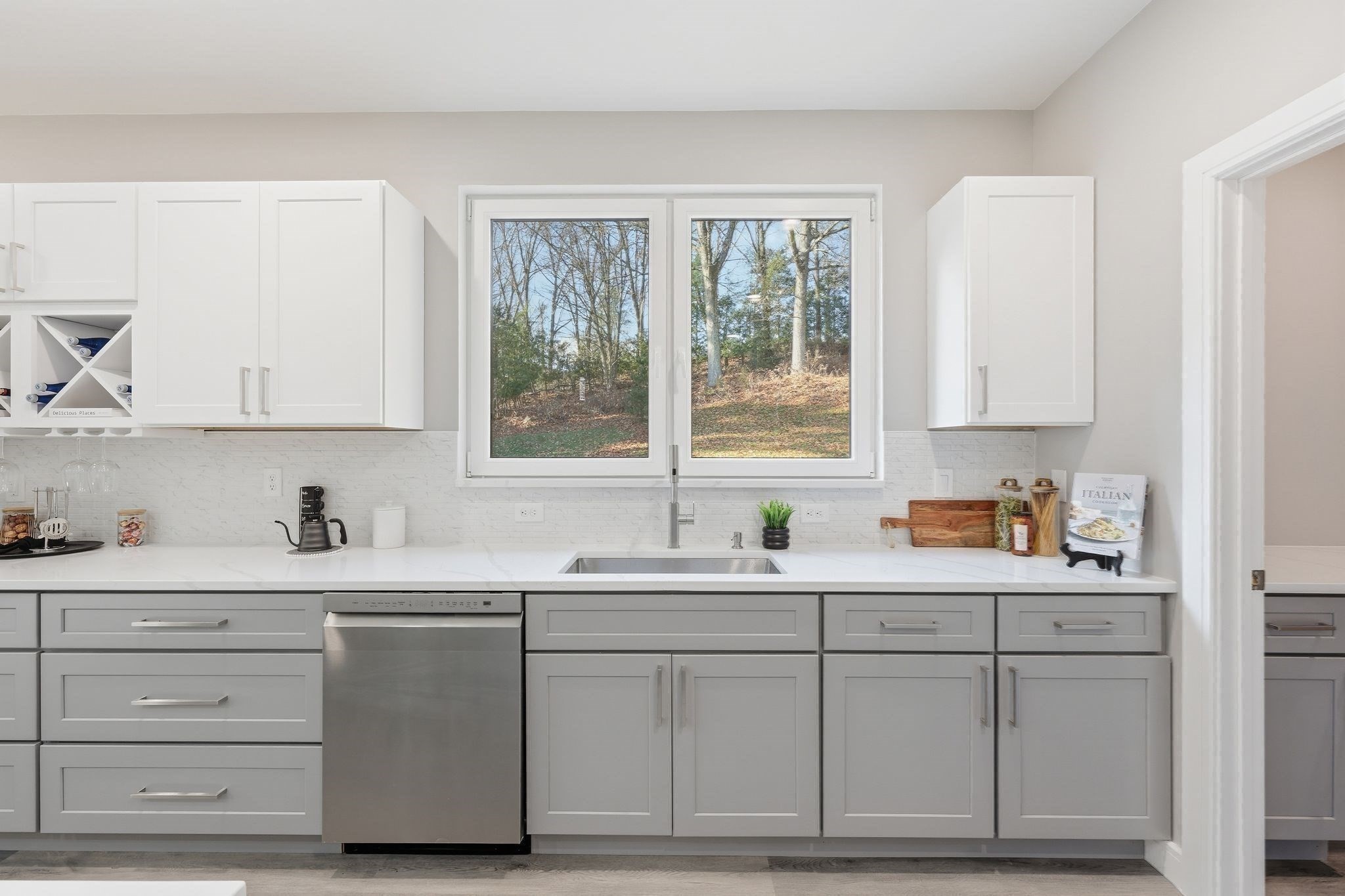 287 Whitney Ave, Holyoke, MA 01040 - Image 13