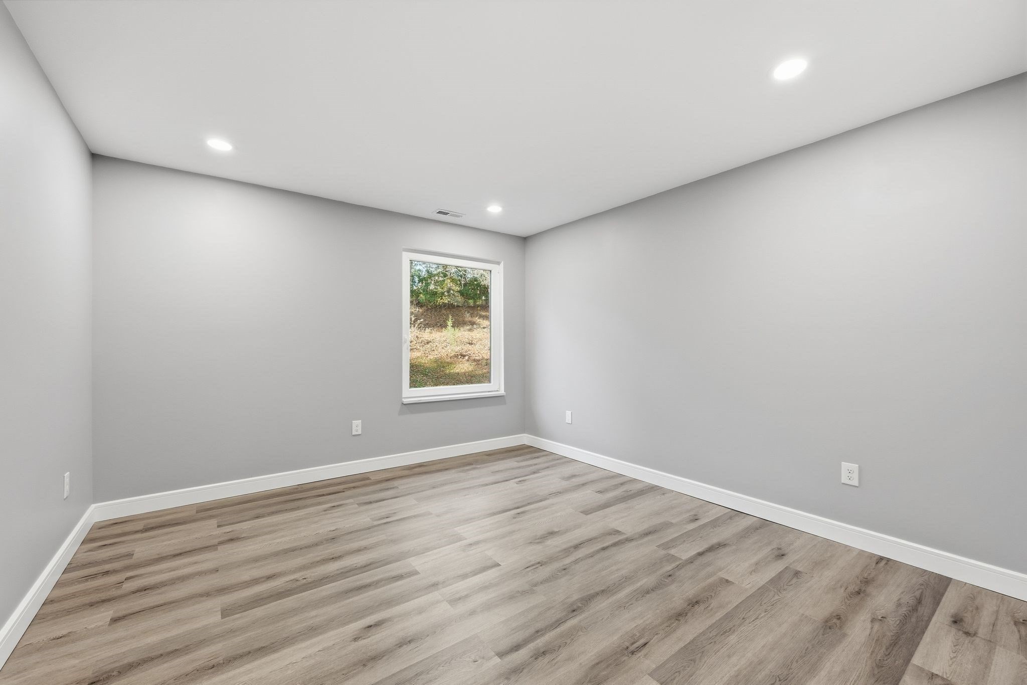 287 Whitney Ave, Holyoke, MA 01040 - Image 30