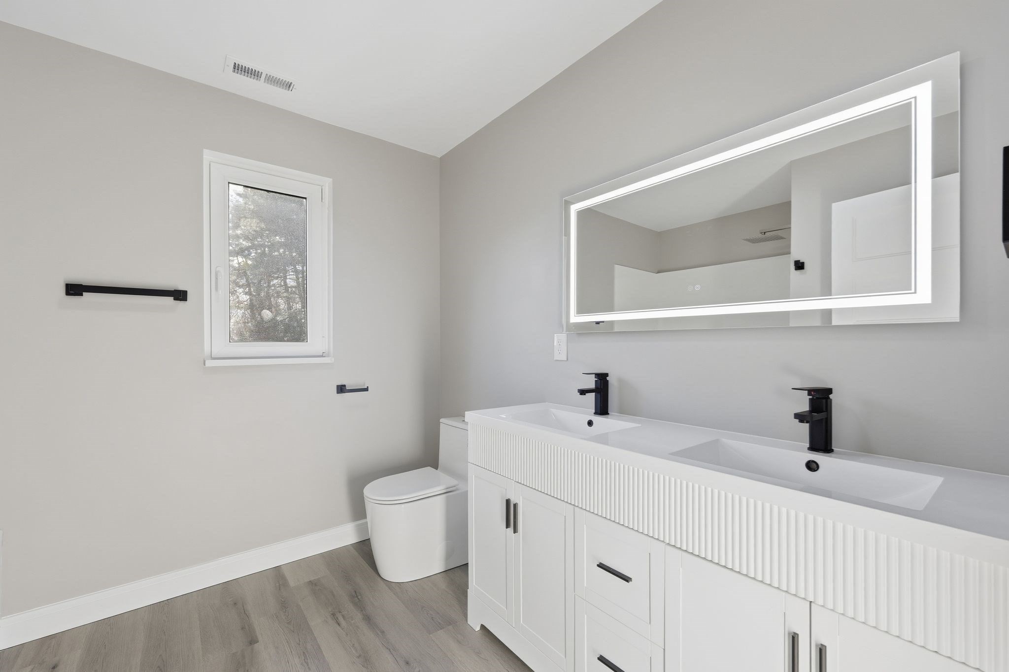 287 Whitney Ave, Holyoke, MA 01040 - Image 33