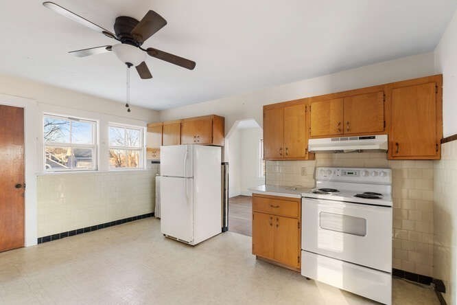 13 Highland St, Wakefield, MA 01880 - Image 16