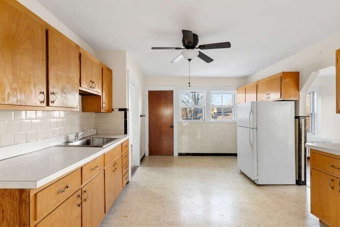 13 Highland St, Wakefield, MA 01880 - Image 4