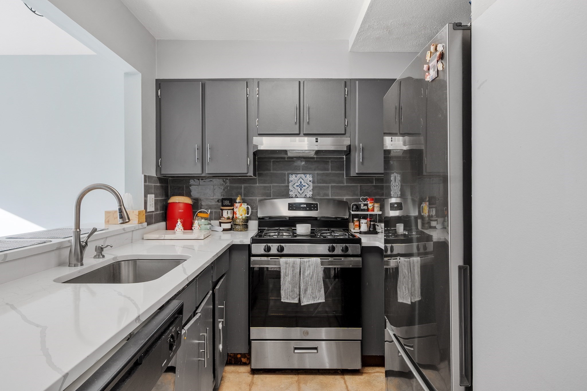 98 Northridge Rd Unit 98, Beverly, MA 01915 - Image 8