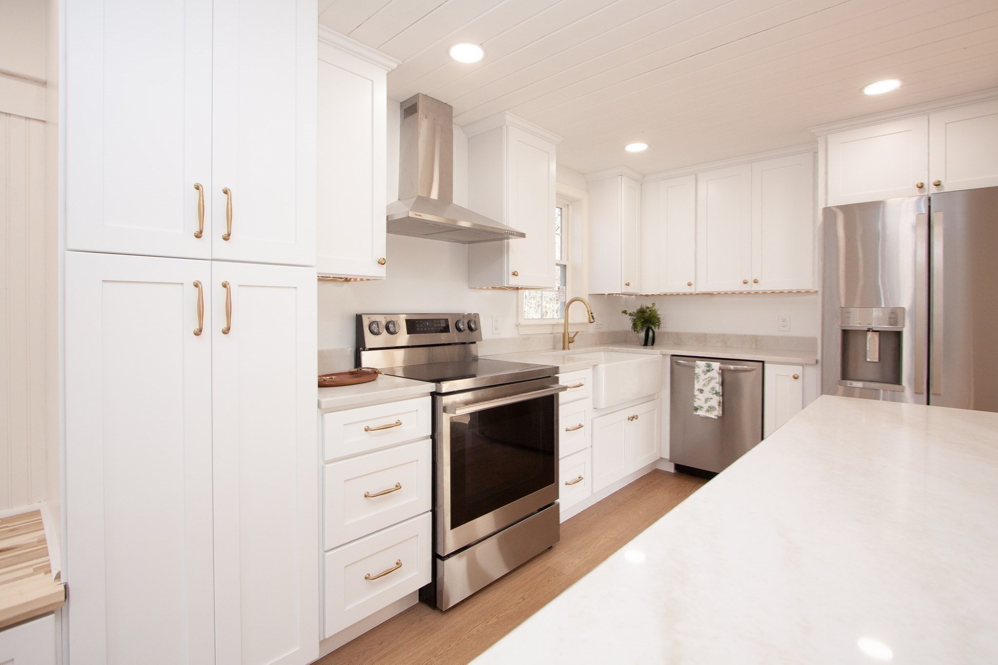 14 Bartlett St, Oxford, MA 01540 - Image 1