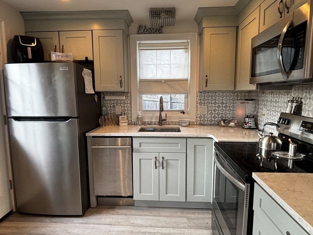 211 Lake Shore Dr, Weymouth, MA 02189 - Image 10