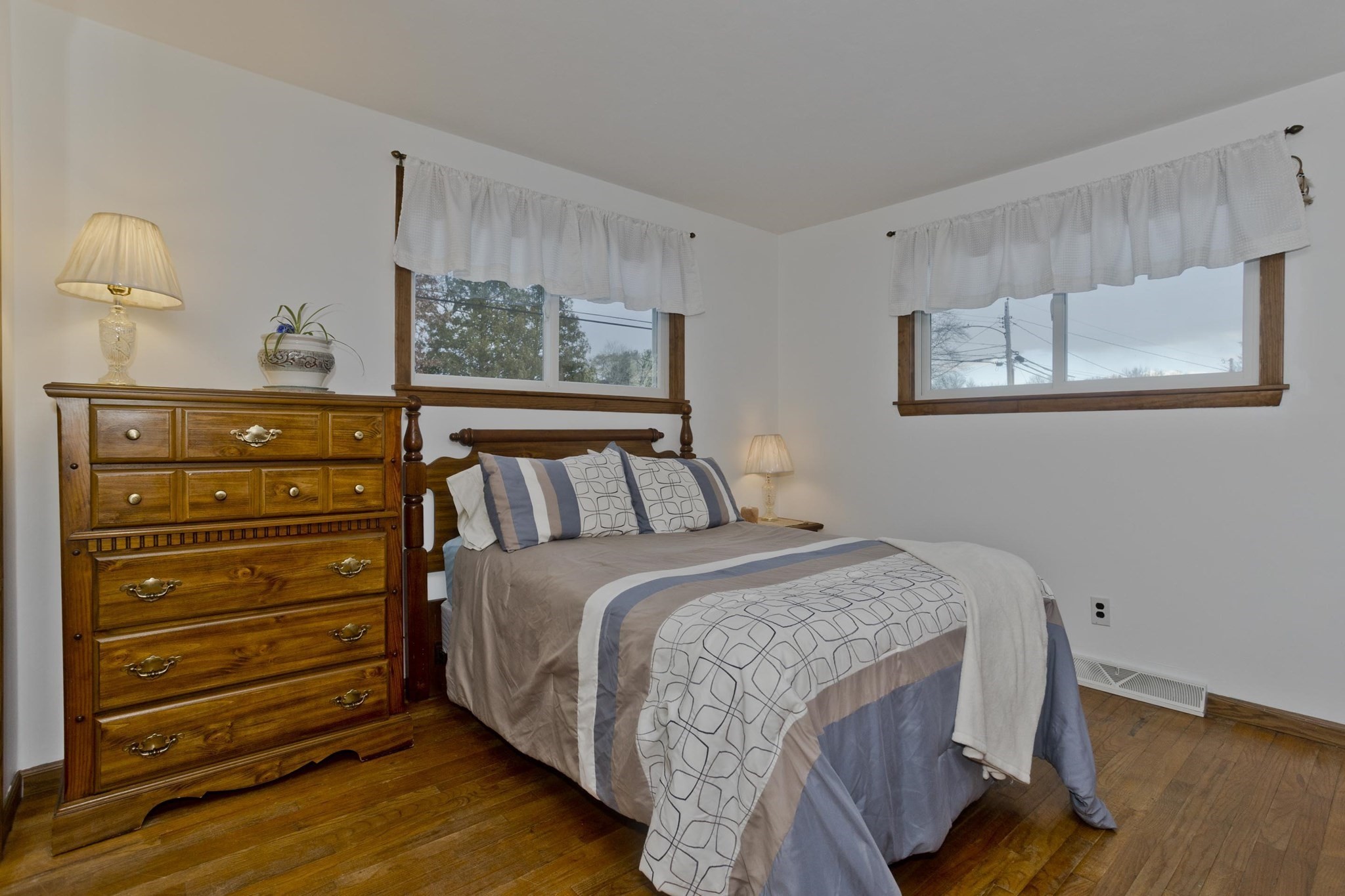 68 Hamilton St, Springfield, MA 01119 - Image 15