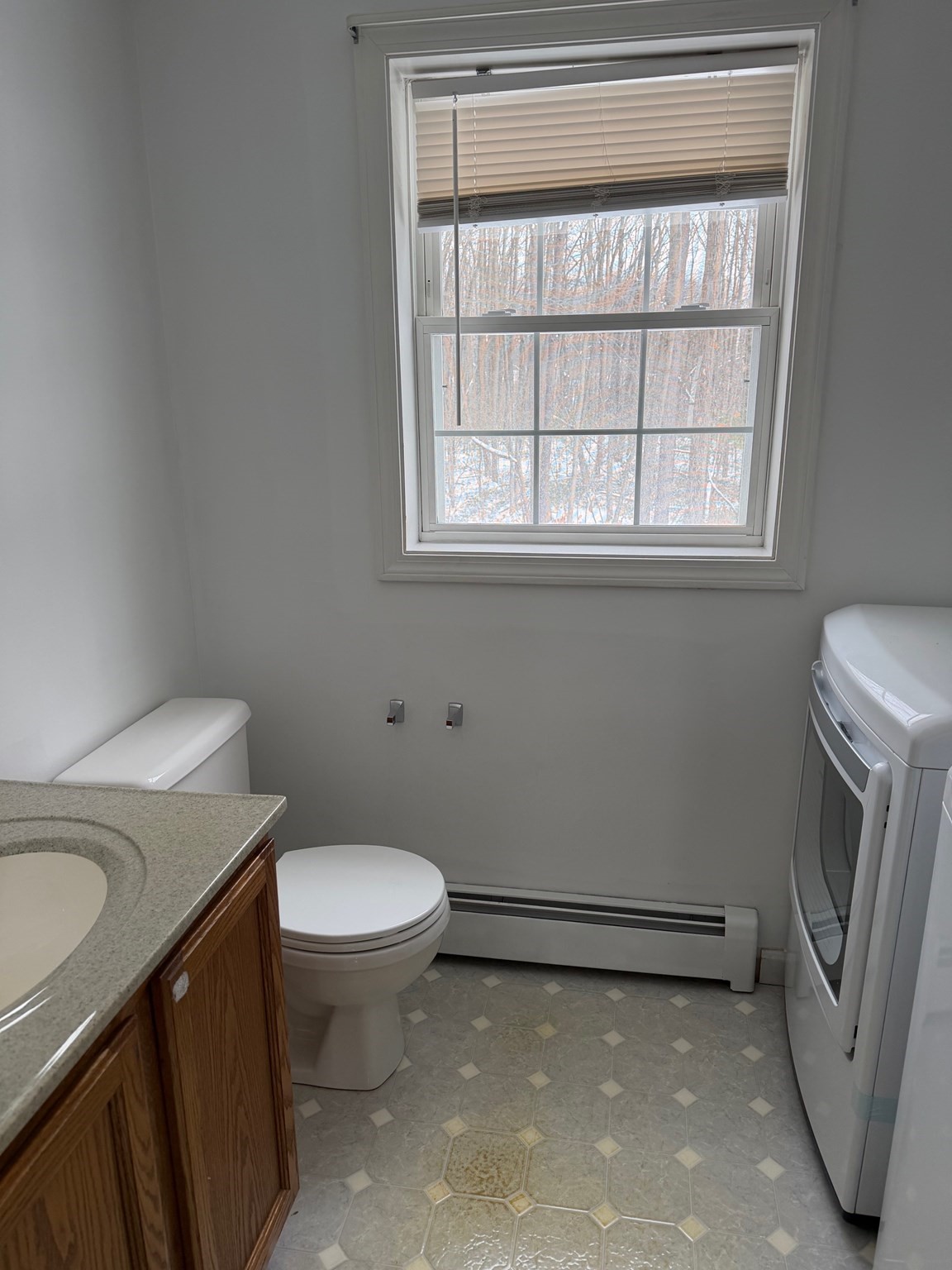 15 Glen Ave, Fitchburg, MA 01420 - Image 8