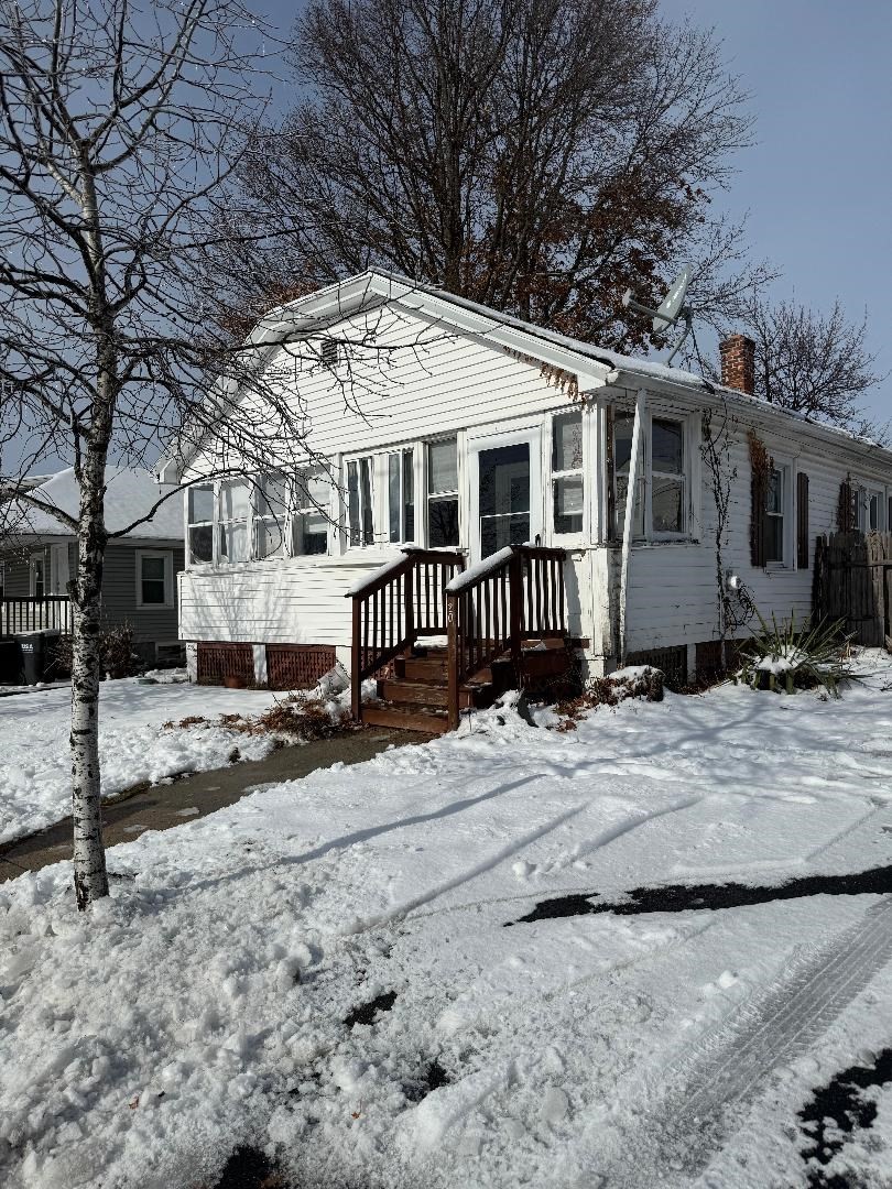 20 Conklin St, Springfield, MA 01109 - Image 1