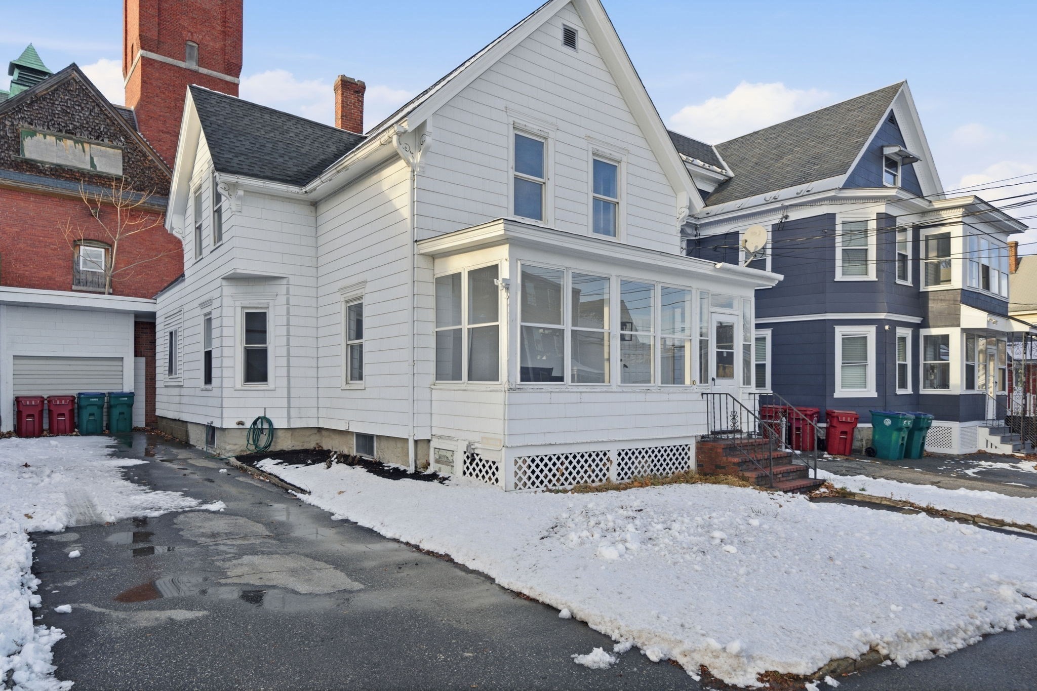 10 3rd Ave, Lowell, MA 01854 - Image 1